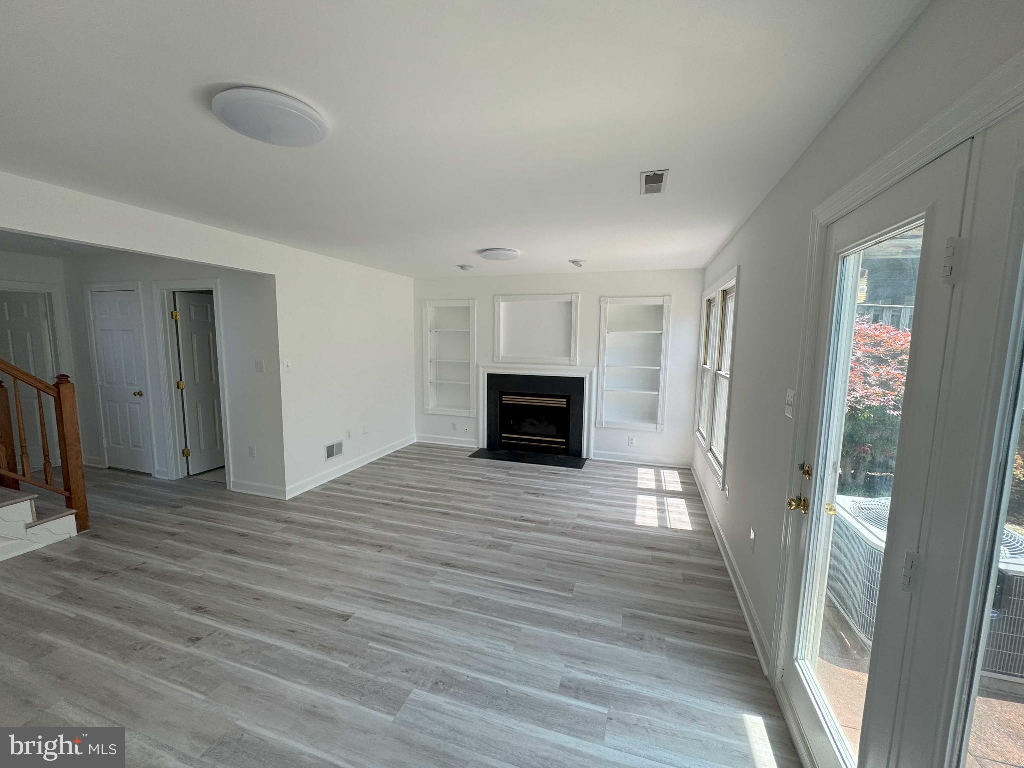 CENTRE RIDGE - Residential