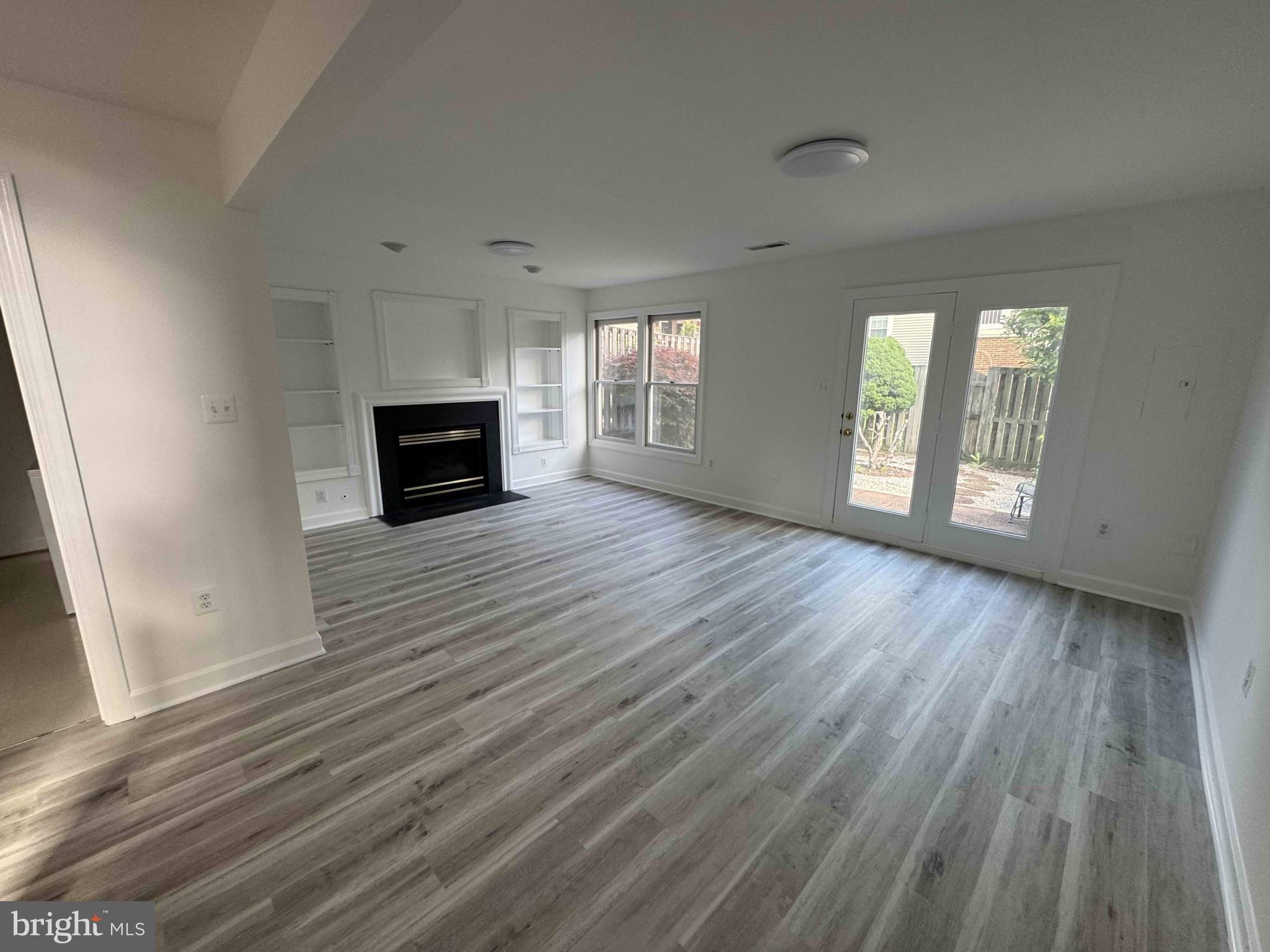 CENTRE RIDGE - Residential