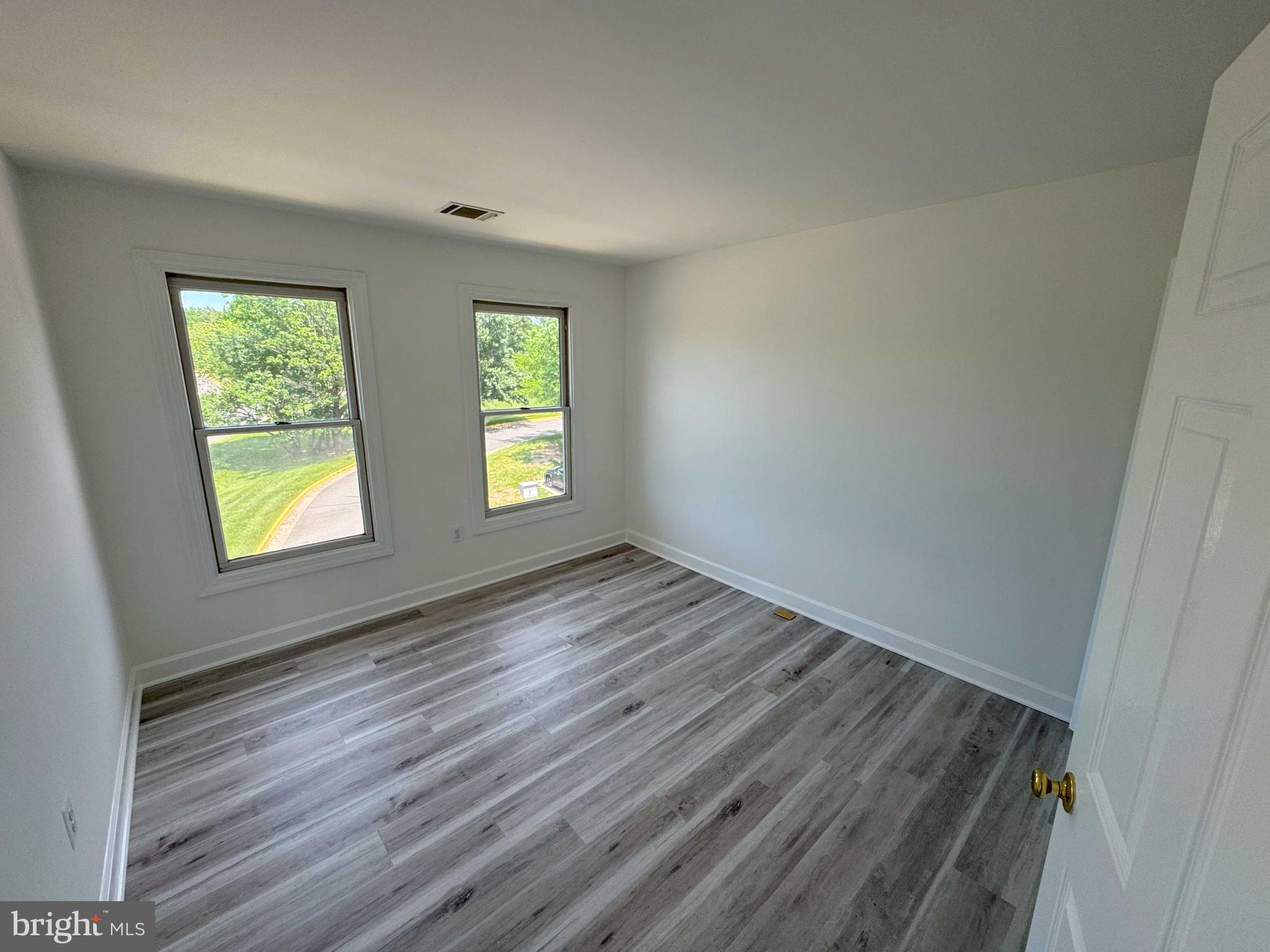 CENTRE RIDGE - Residential