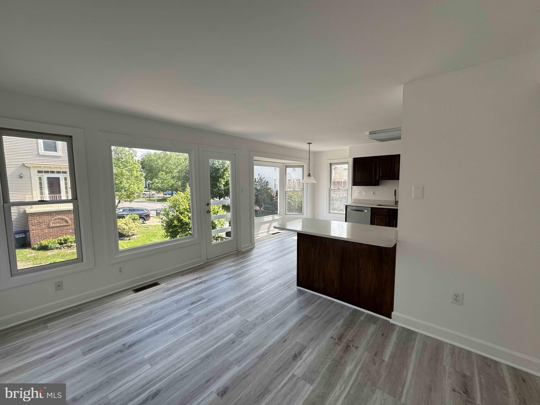 CENTRE RIDGE - Residential