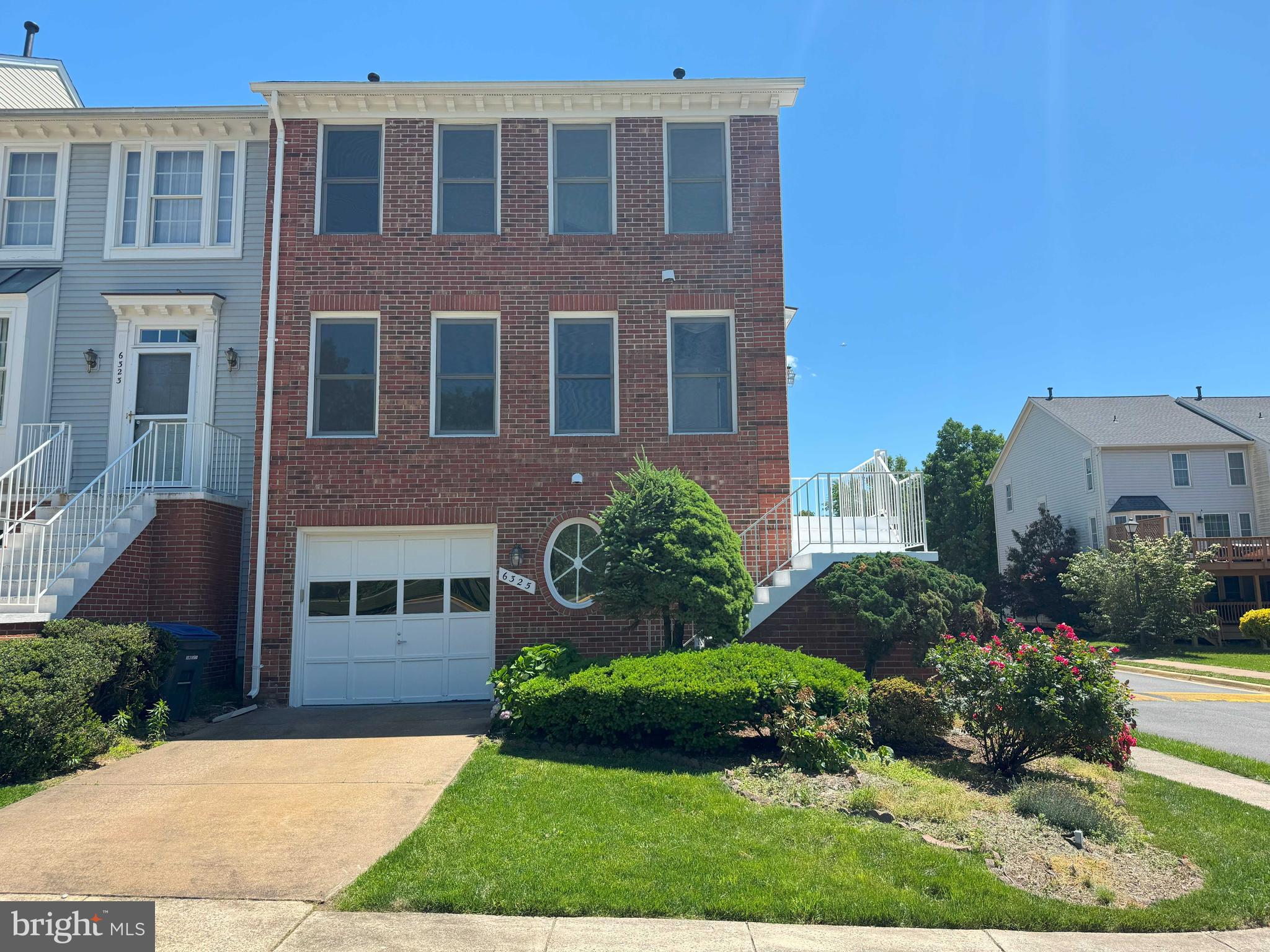 CENTRE RIDGE - Residential