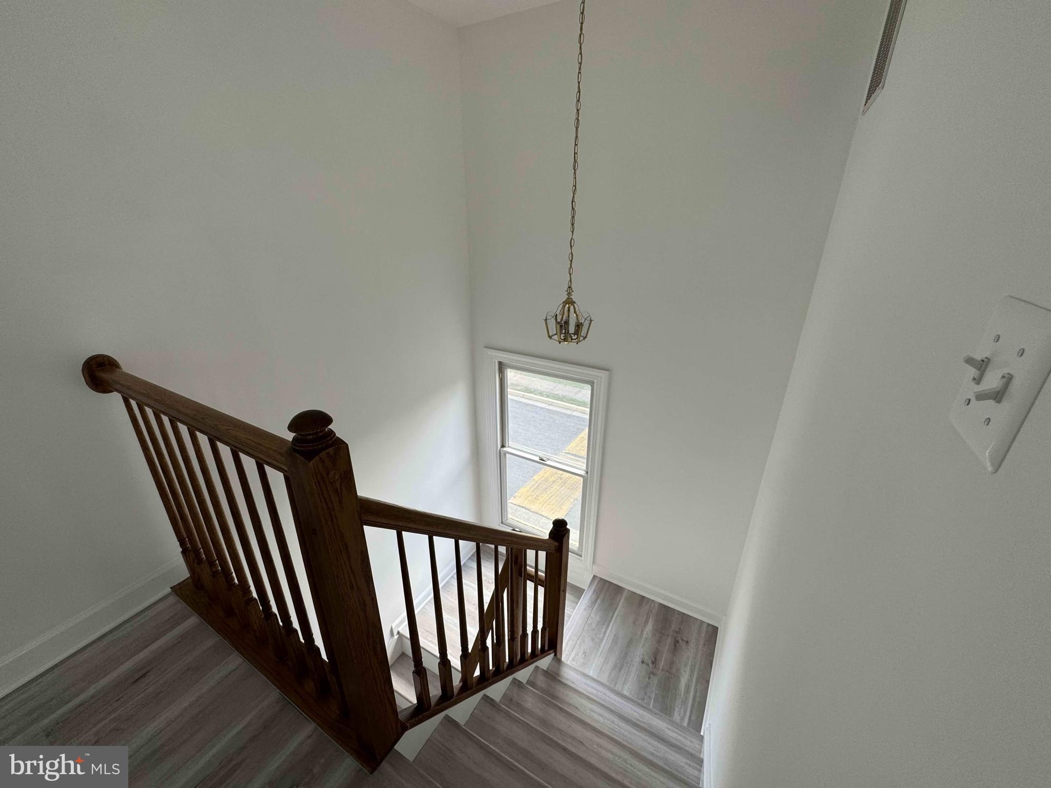 CENTRE RIDGE - Residential