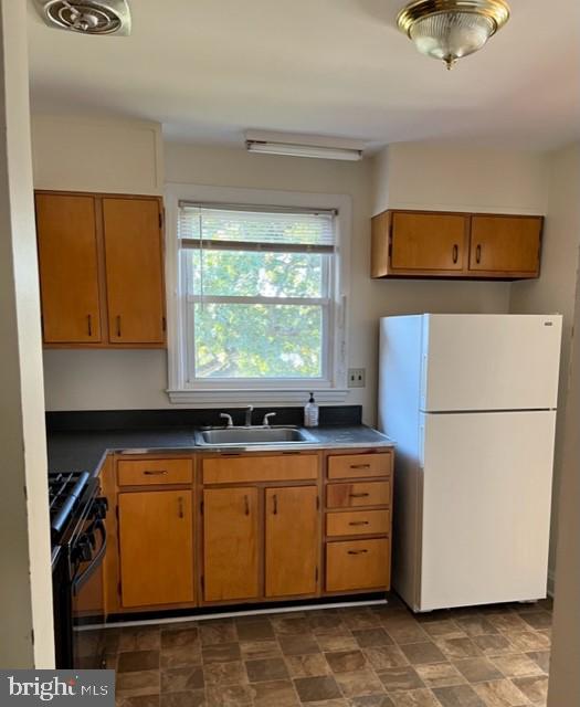 WEST HILLS - Residential Lease