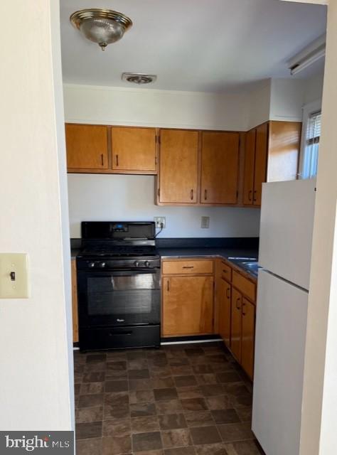 WEST HILLS - Residential Lease