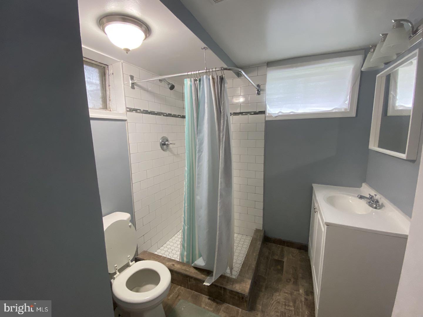 RIVER RIDGE ESTATES - Residential Lease