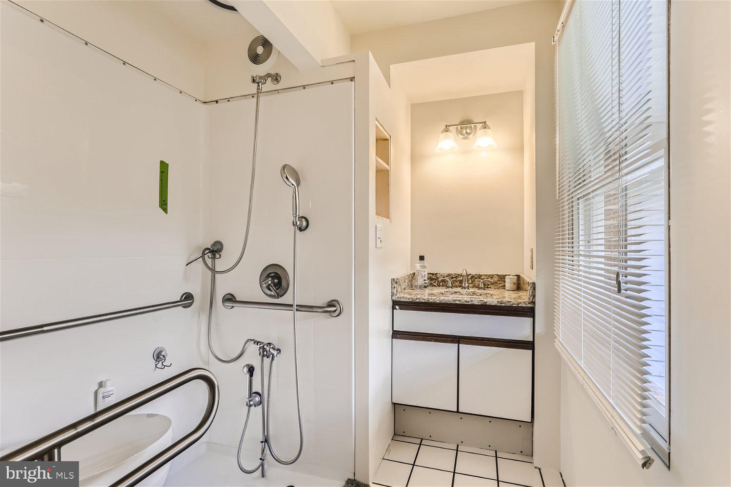 FOX DEN FARMS - Residential