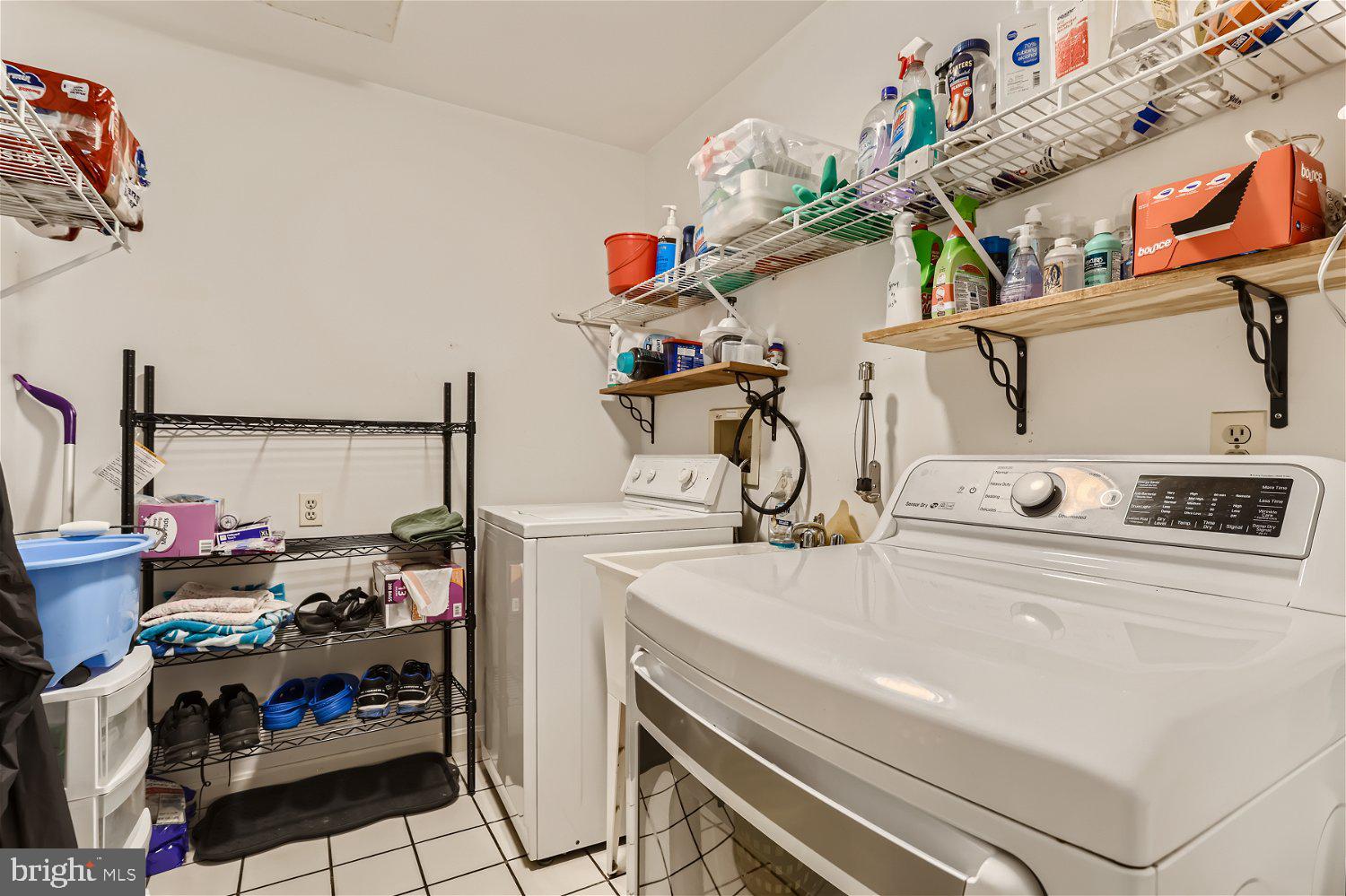 FOX DEN FARMS - Residential