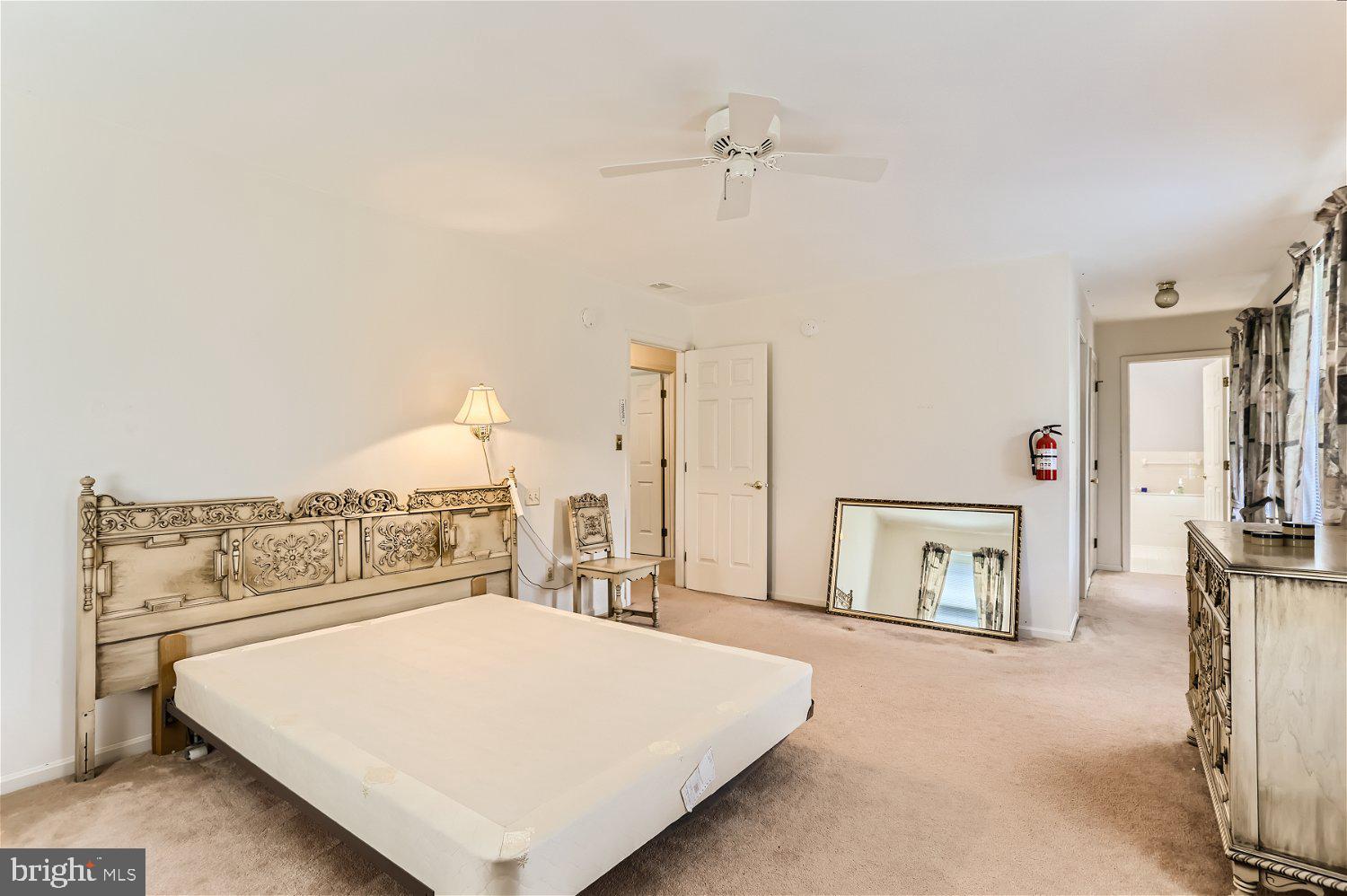 FOX DEN FARMS - Residential