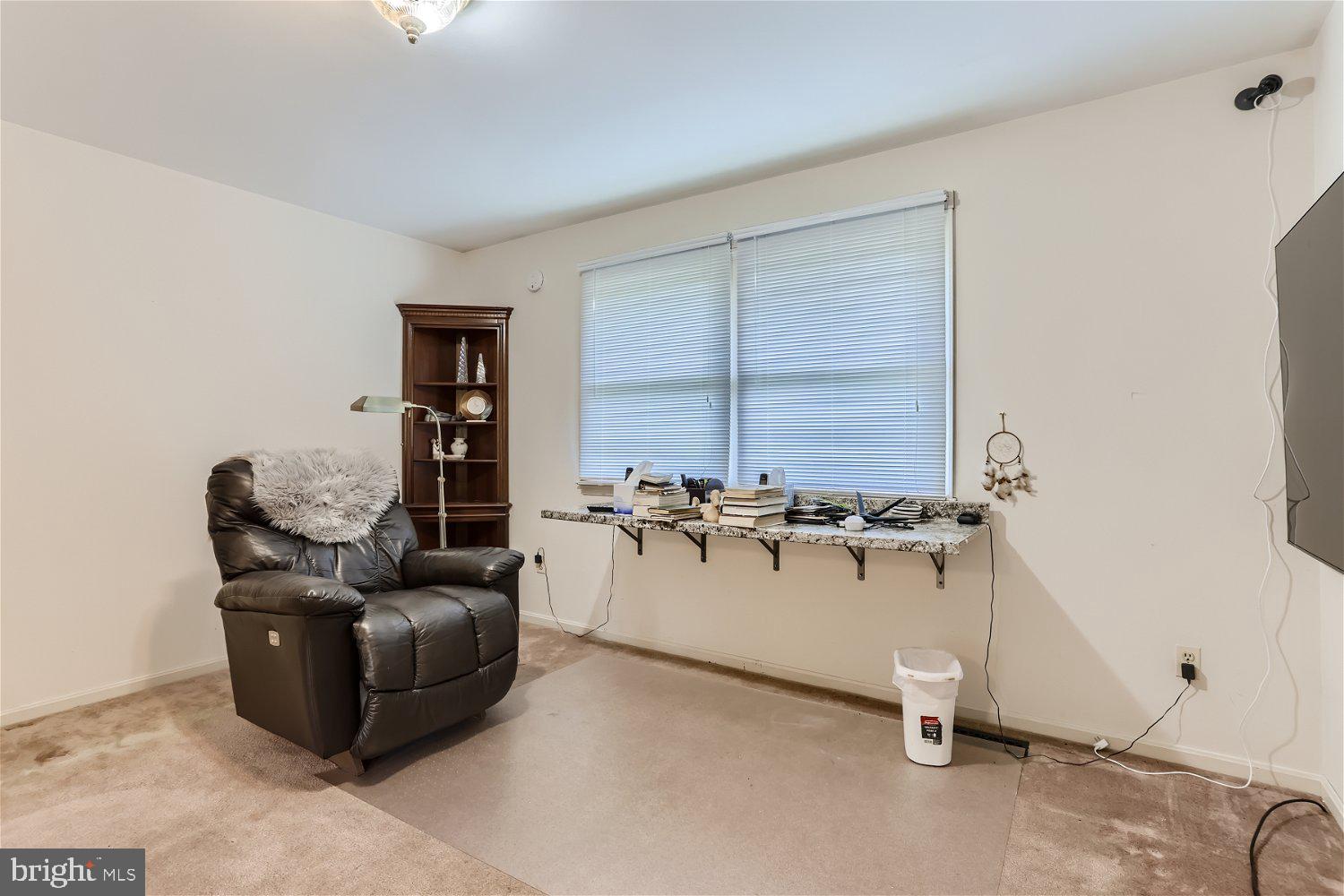 FOX DEN FARMS - Residential