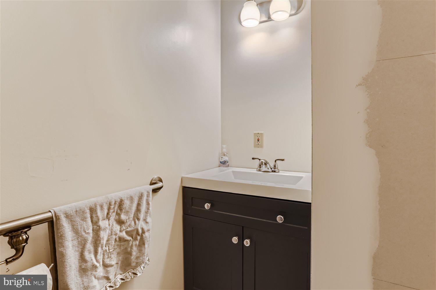 FOX DEN FARMS - Residential