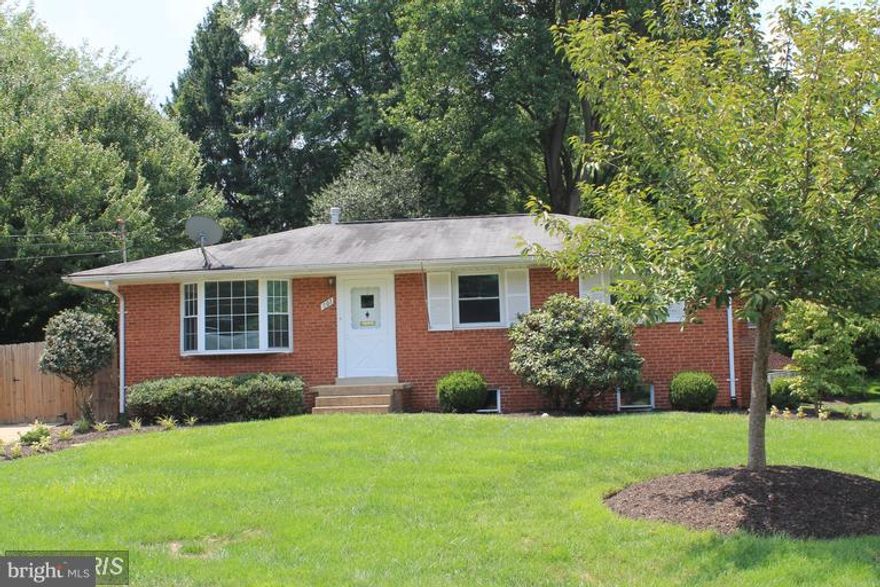 Great home in the Town of Vienna updated open kitchen with newer cabinetry and granite. Hardwood floors Three good-sized bedrooms, basement bonus room, 2 bathrooms, large rec room  with fire place,close to two metro stops, the Mosaic District, Tysons Corner, I66, and 123 on quiet Walker St. Convenient to park paths and to the shops of Downtown Vienna. Large fenced yard with shed, top rated schools
