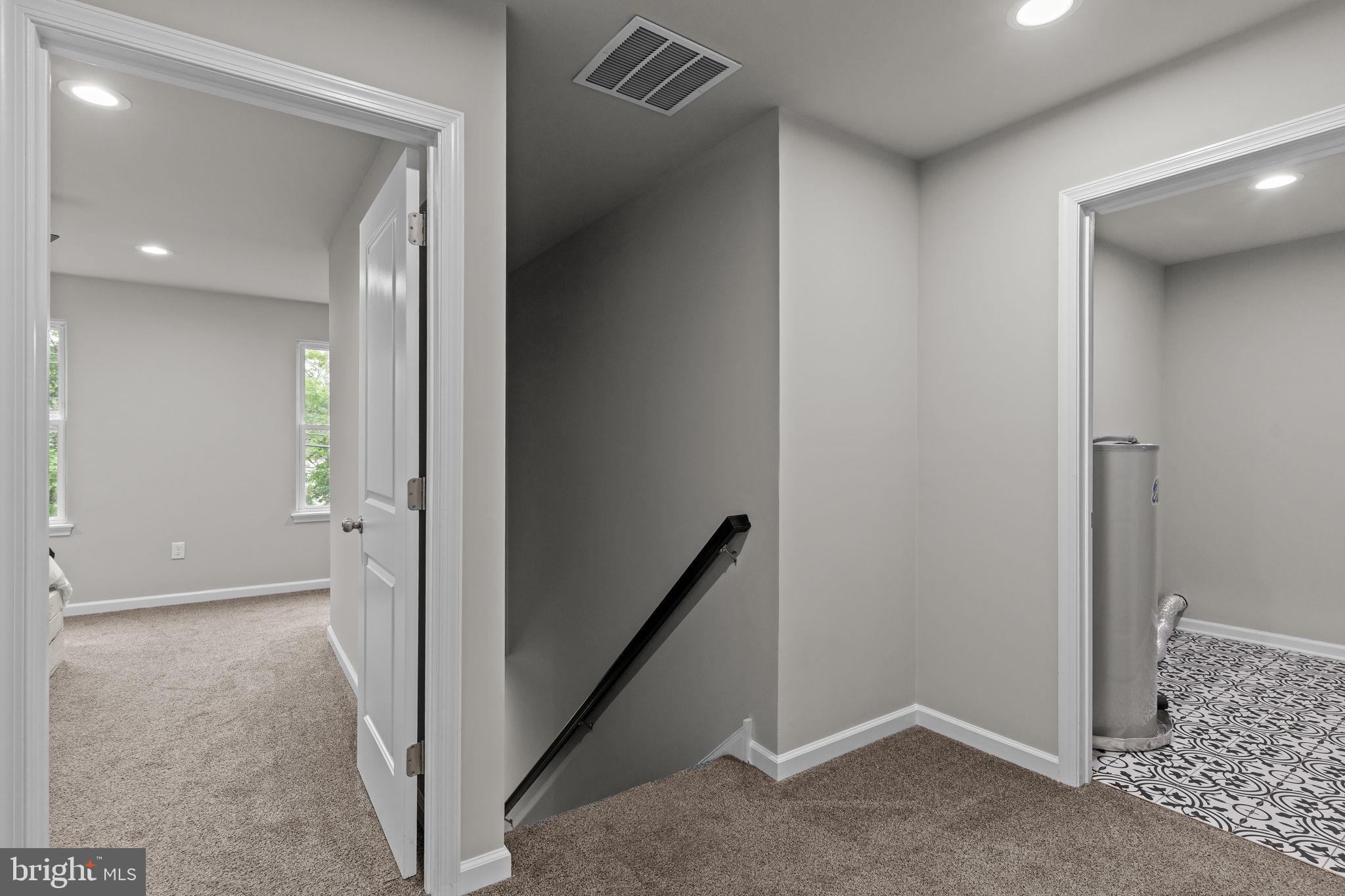 BRISTOL - Residential Lease