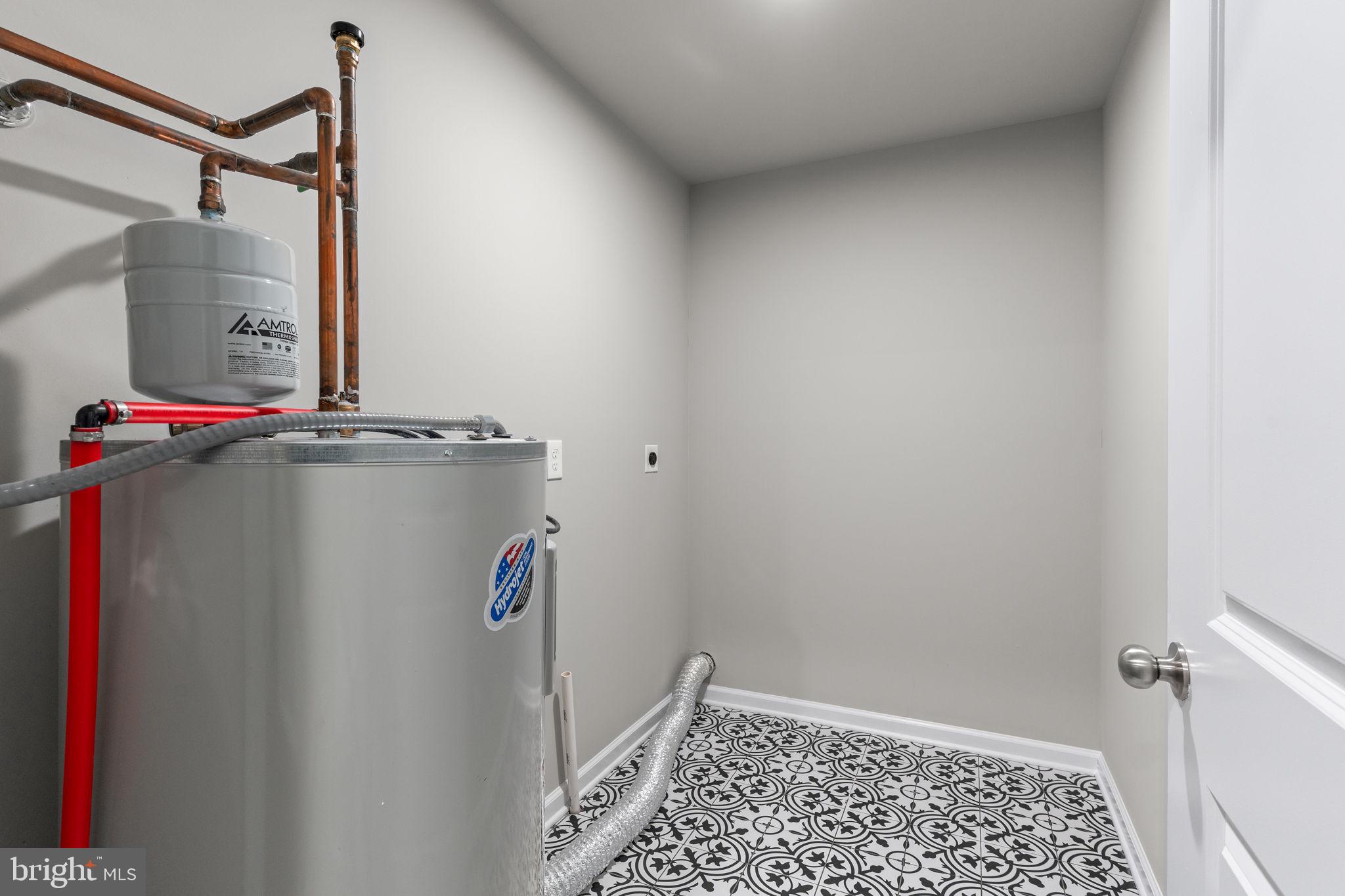 BRISTOL - Residential Lease