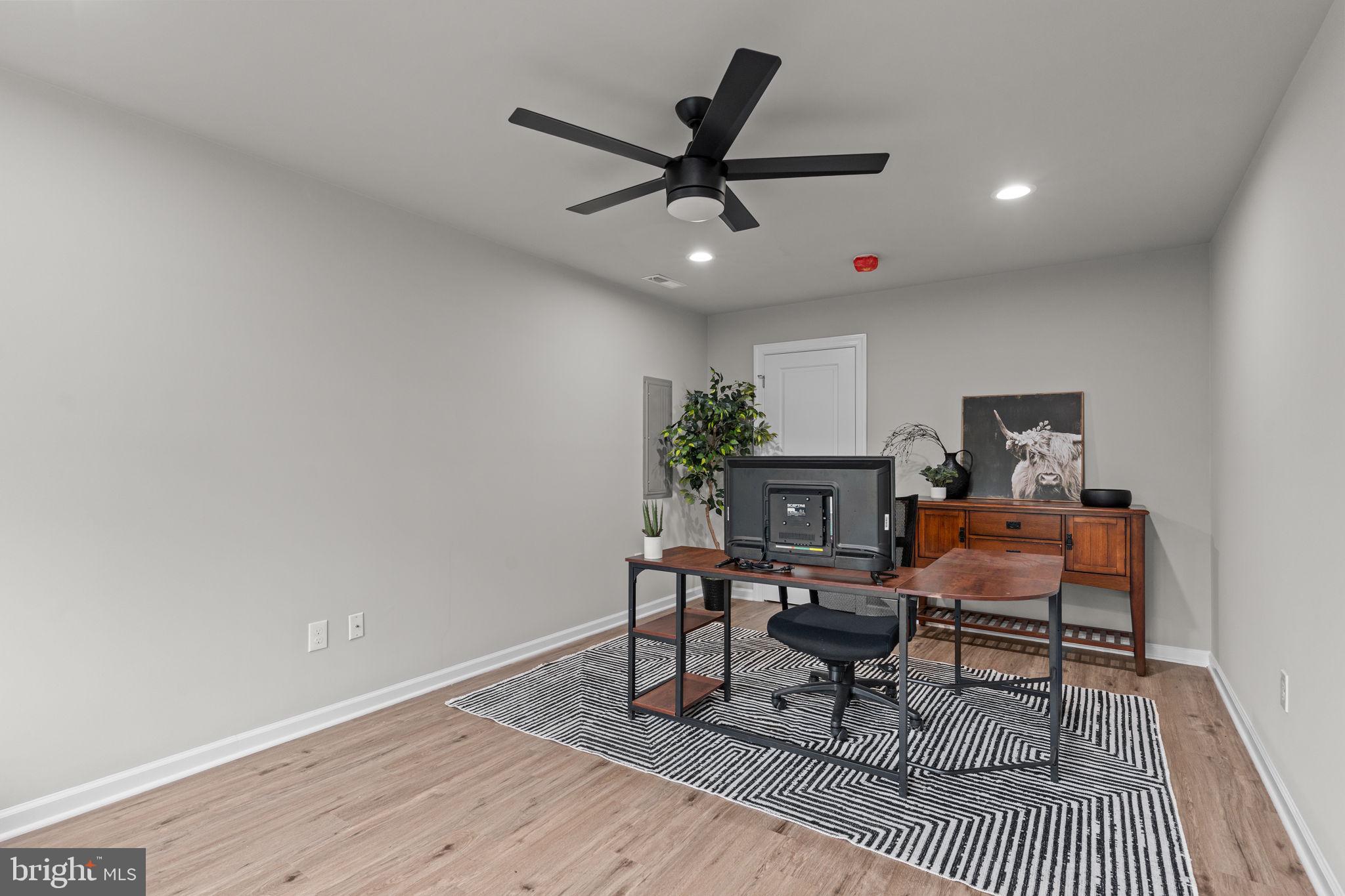 BRISTOL - Residential Lease