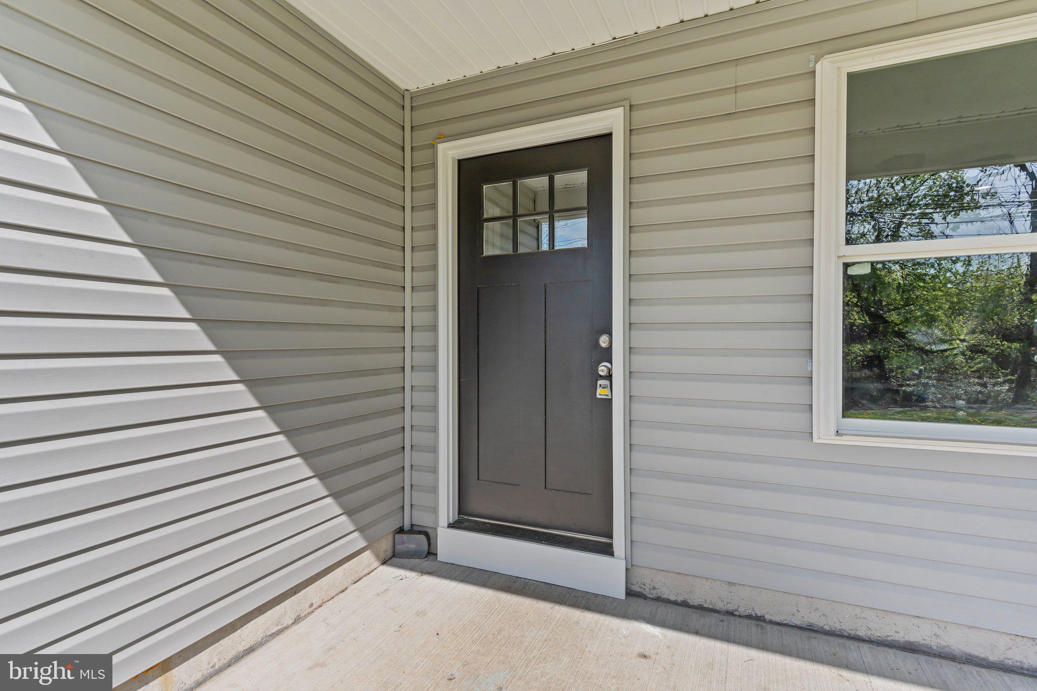 BRISTOL - Residential Lease