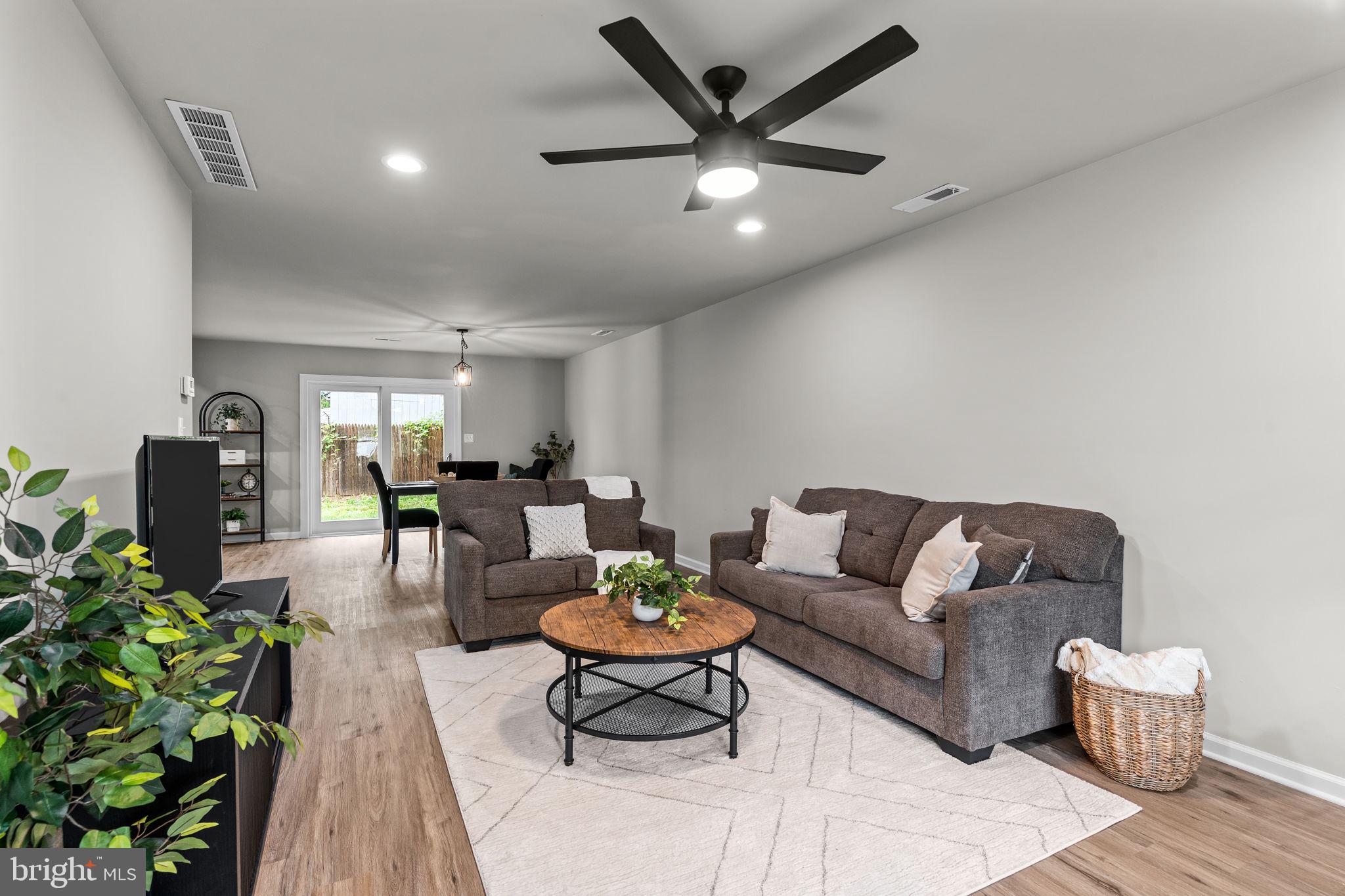 BRISTOL - Residential Lease