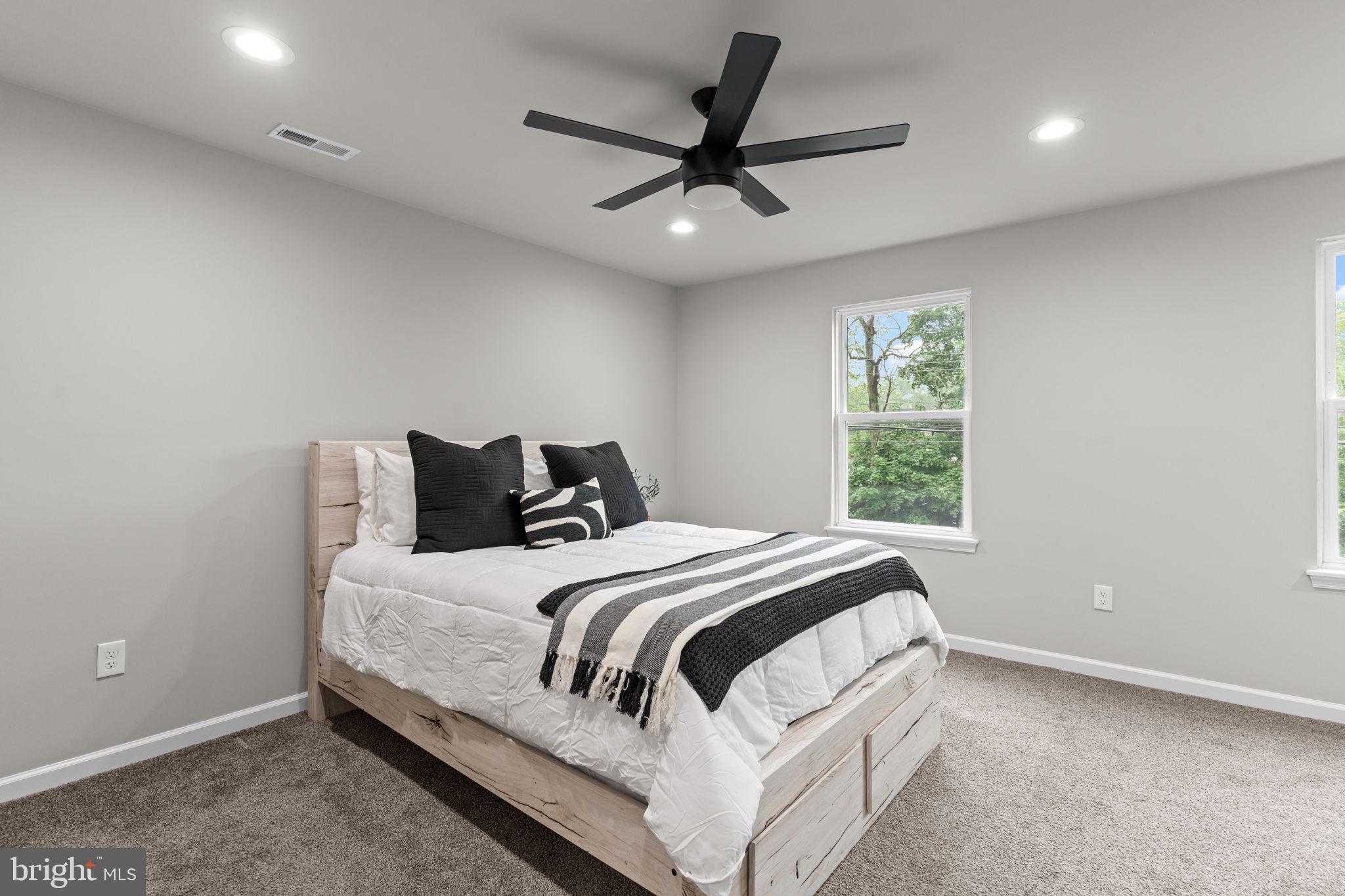 BRISTOL - Residential Lease