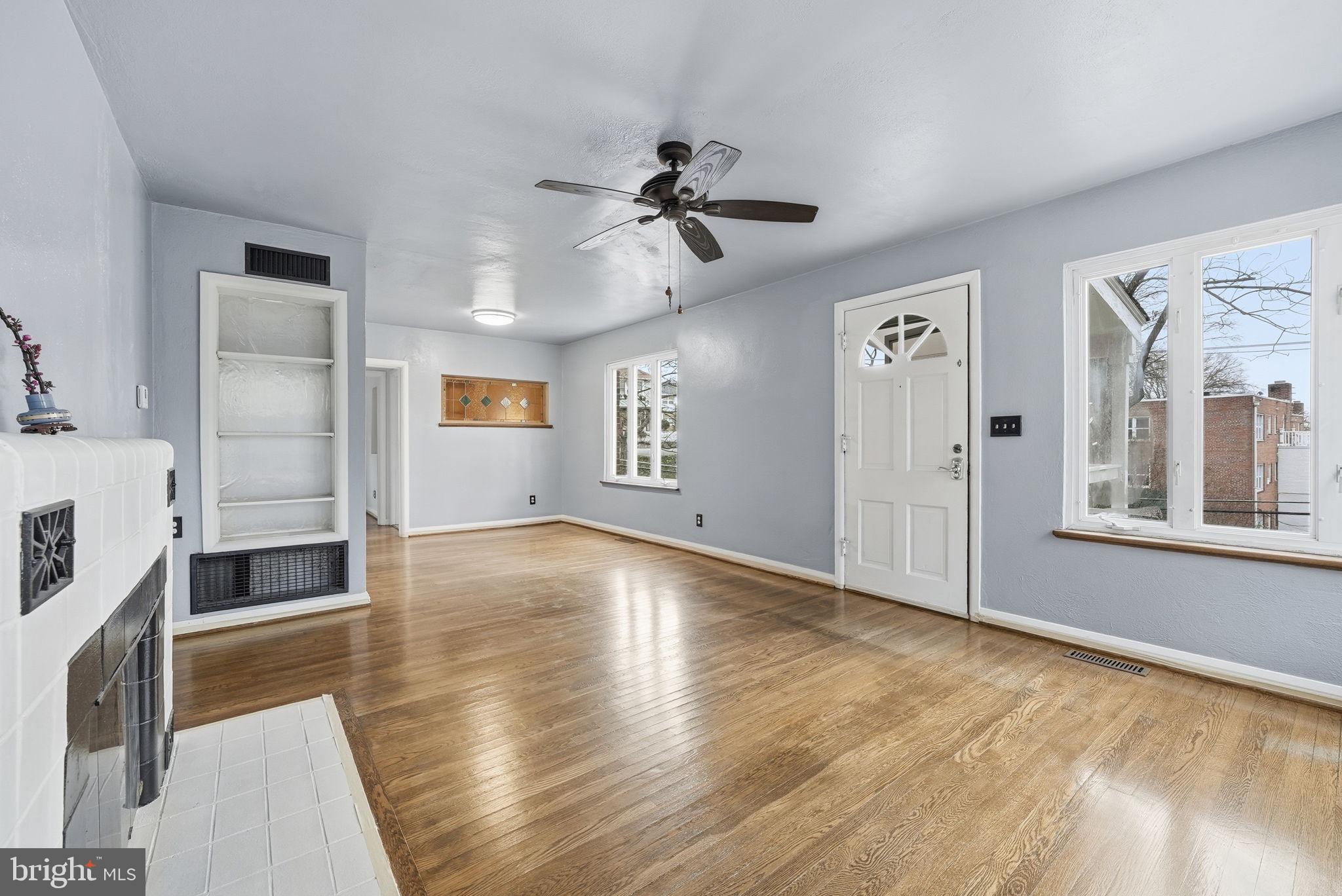 DAWSON TERRACE - Residential Lease