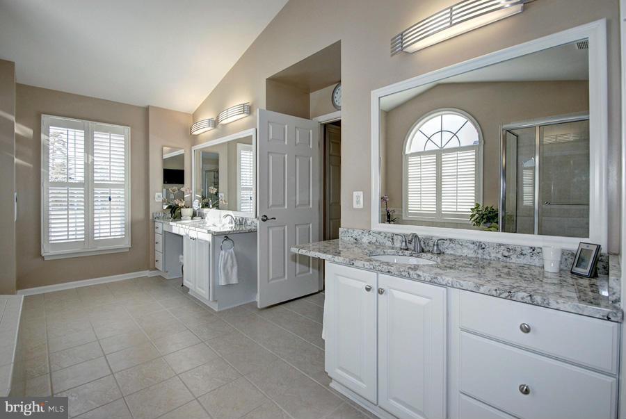 ASHBURN - Residential