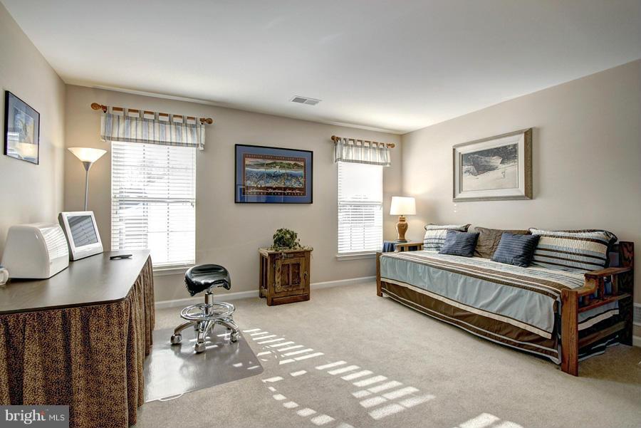 ASHBURN - Residential