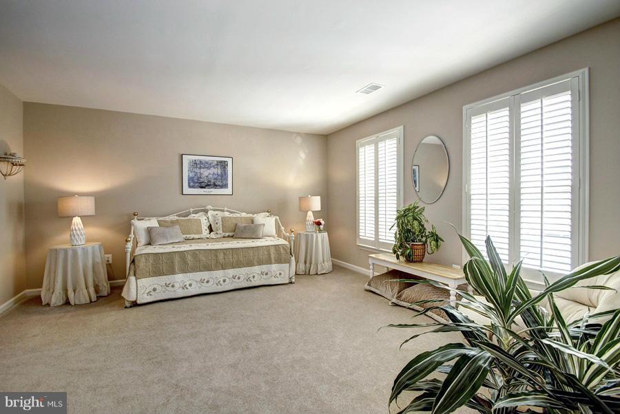 ASHBURN - Residential