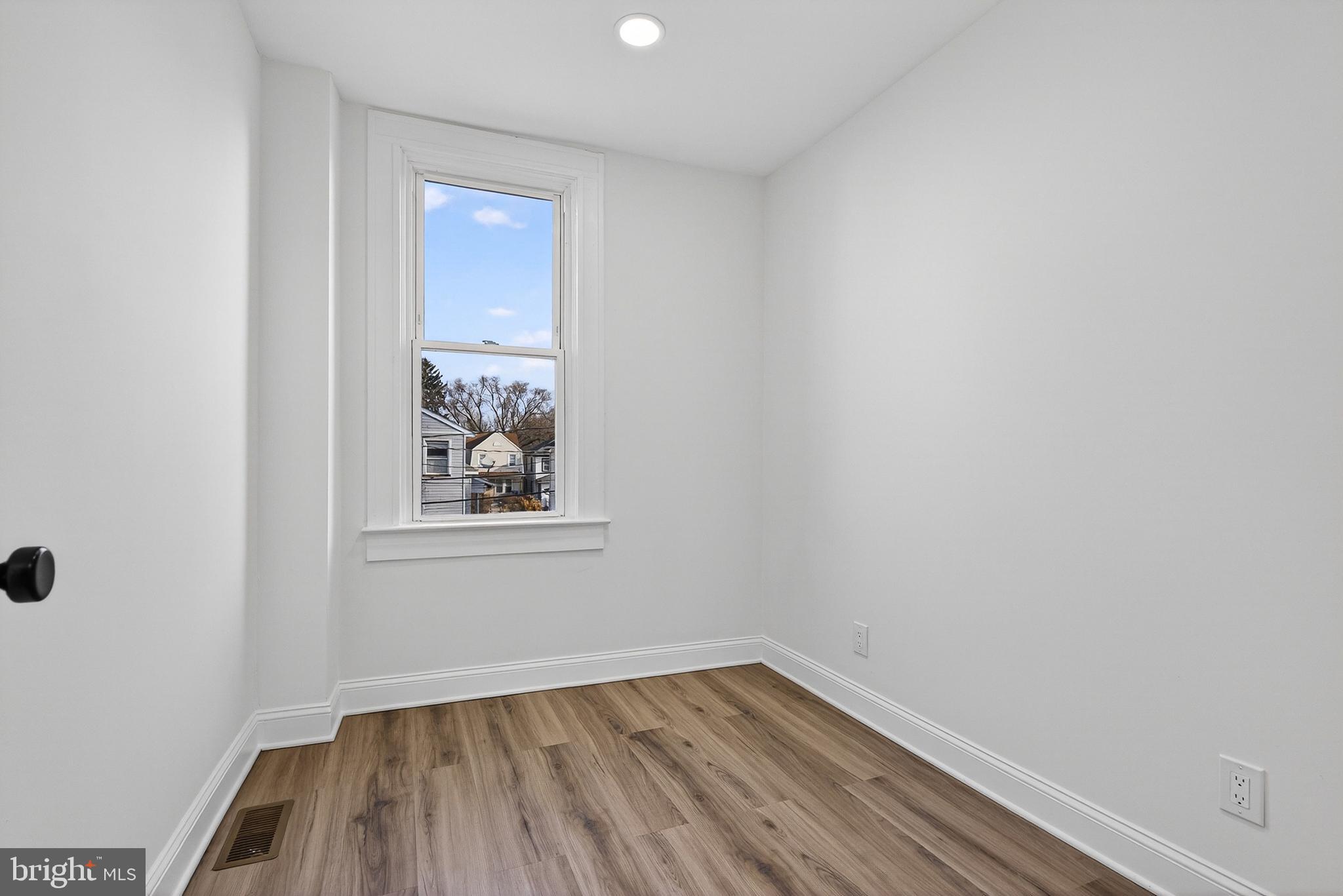 PIMLICO - Residential