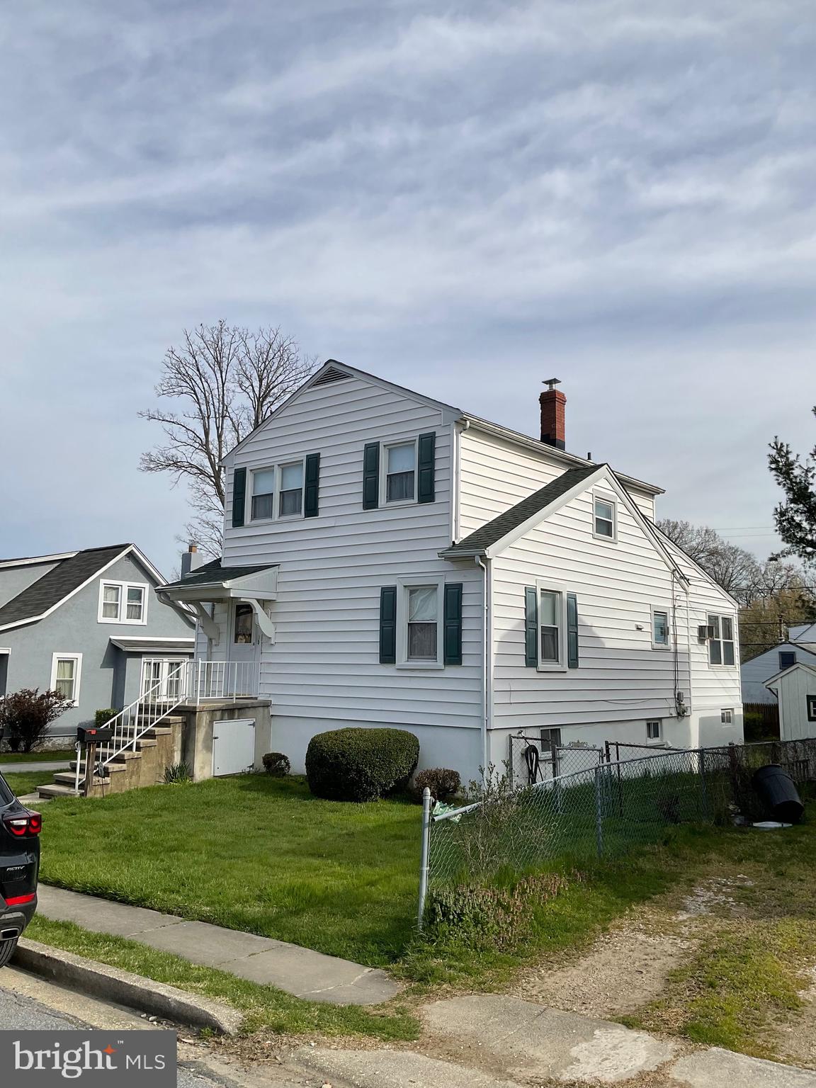 RIVERSIDE - Residential Lease