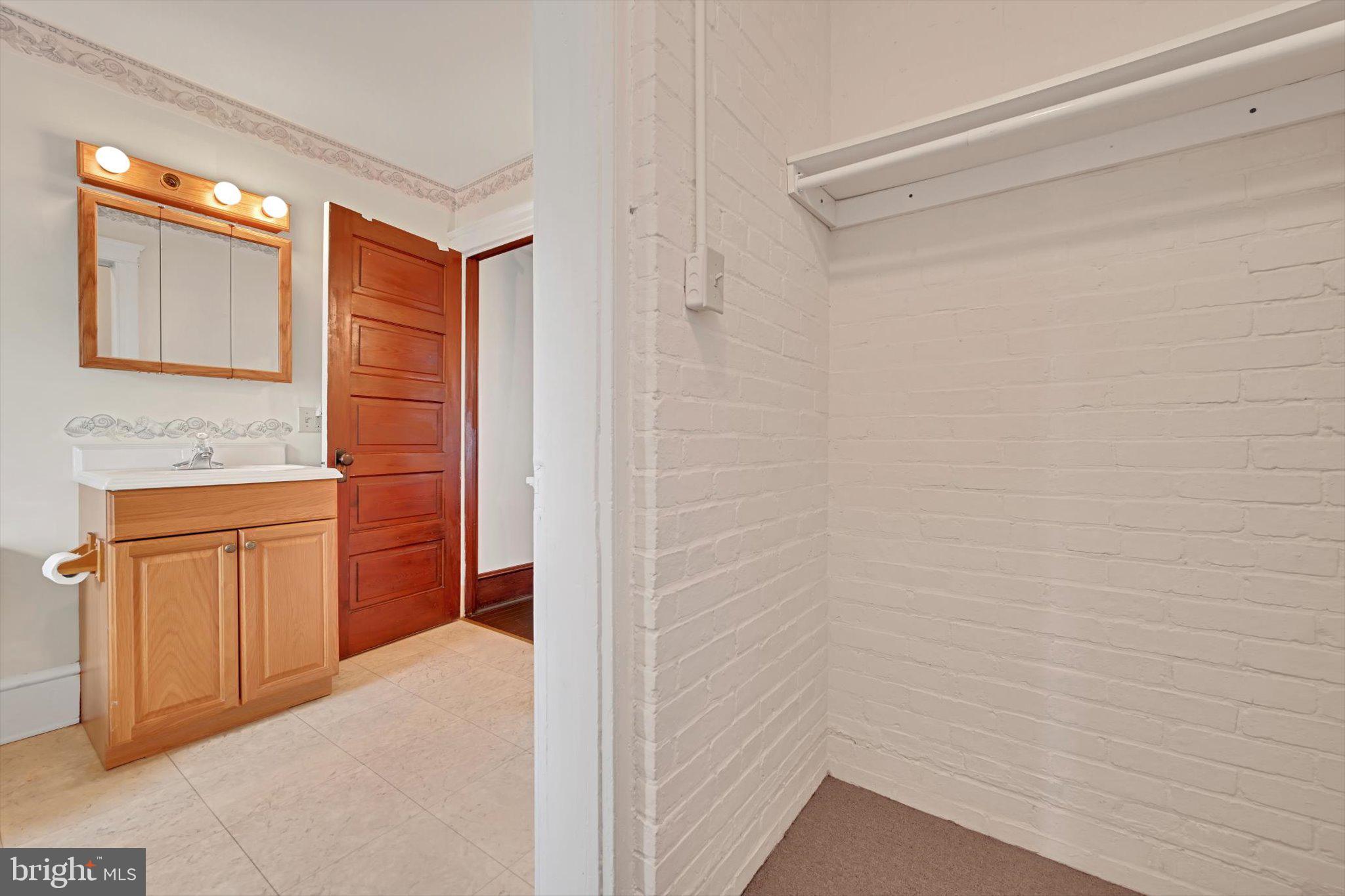 HAMBURG TERRACE - Residential