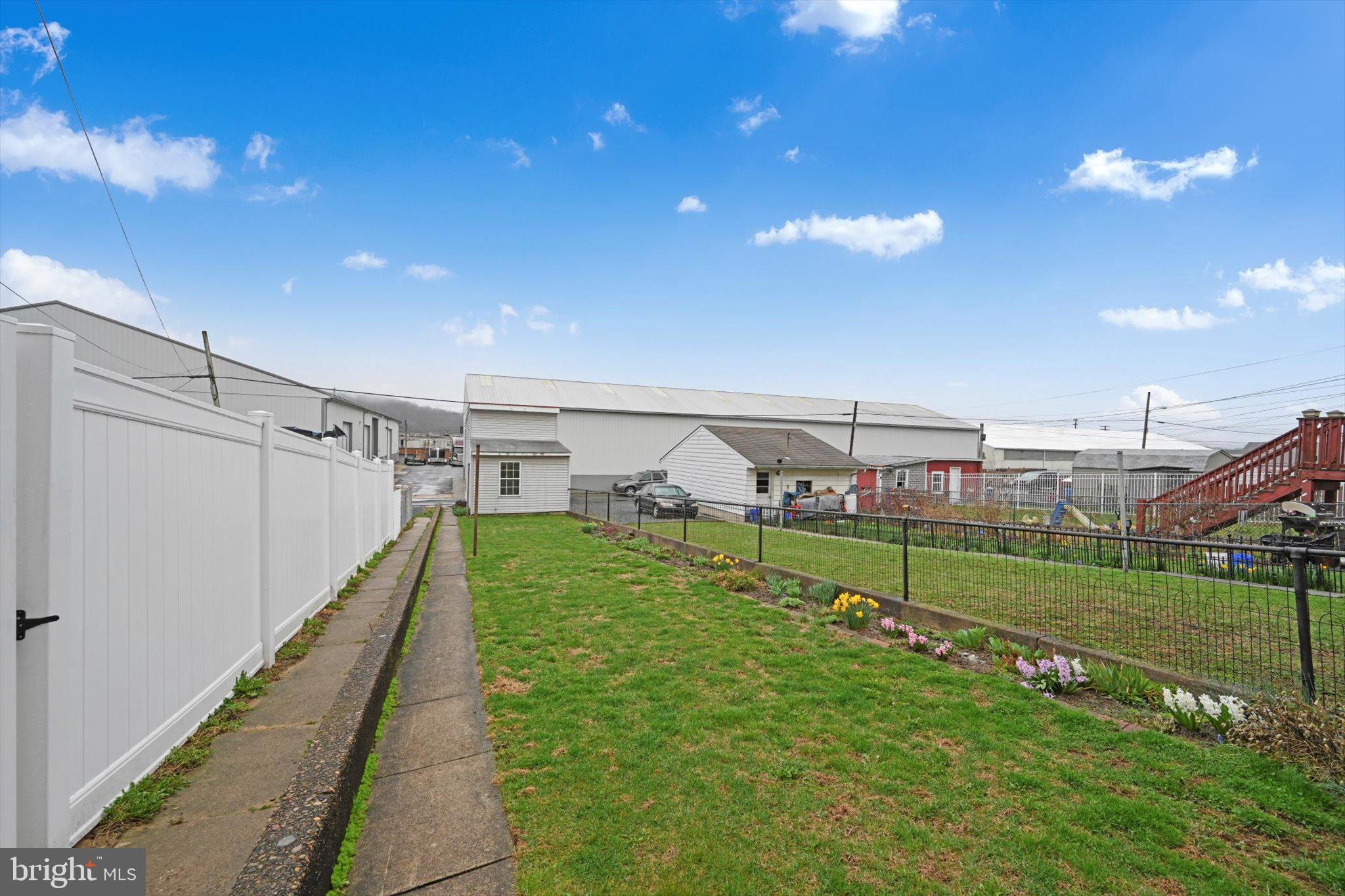 HAMBURG TERRACE - Residential