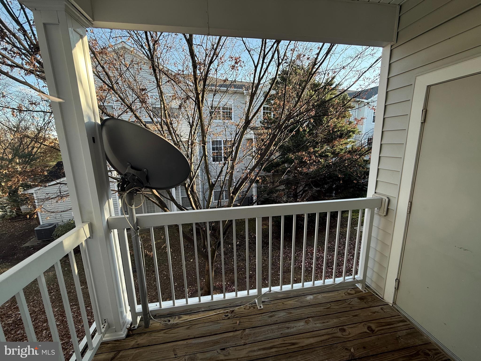 FOX MILL STATION - Residential Lease