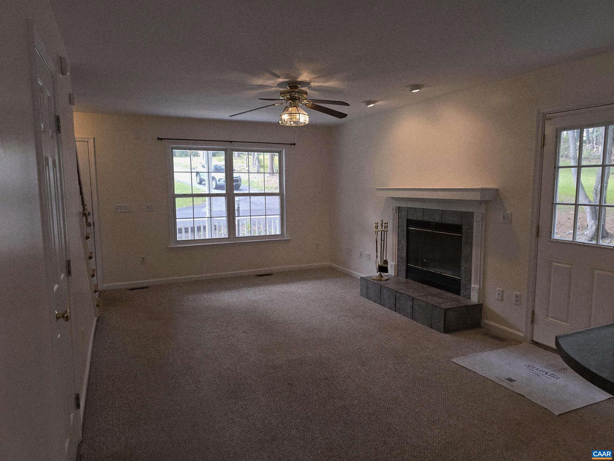 CROSS CREEK - Residential Lease