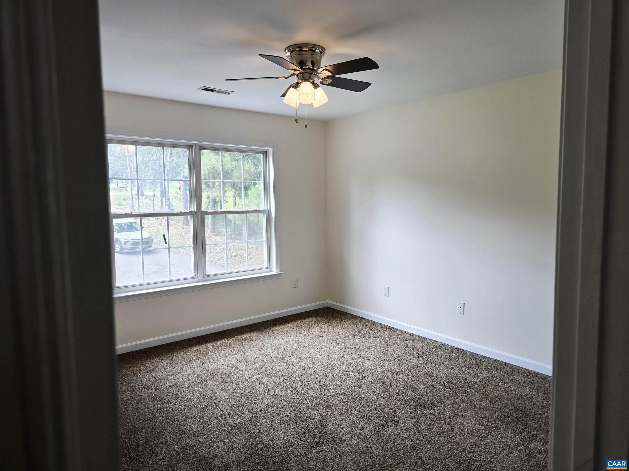 CROSS CREEK - Residential Lease