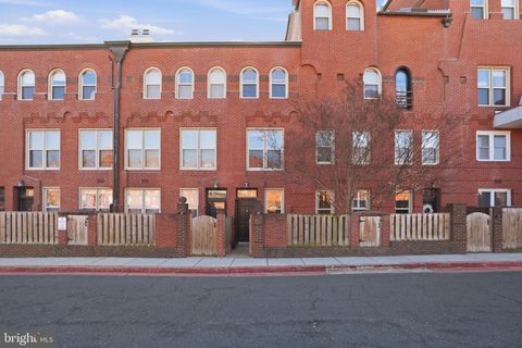 20 15TH STREET NE 20 WASHINGTON DC 20002