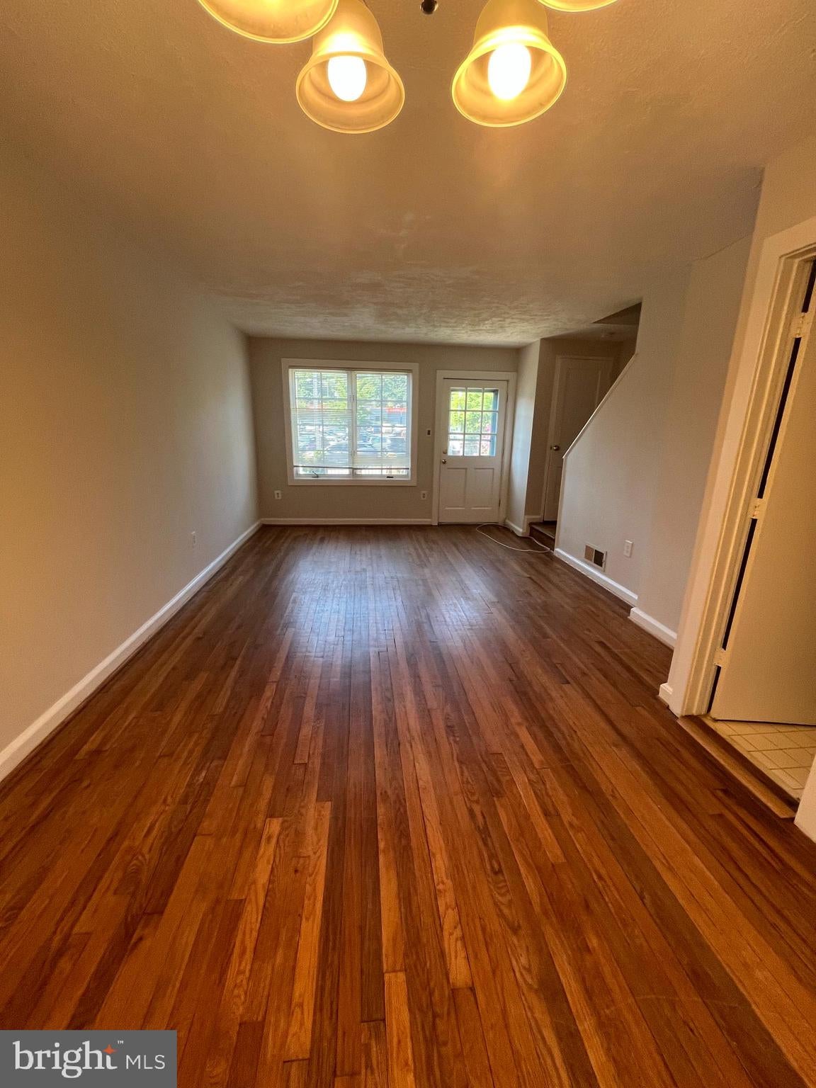 133 W REED AVENUE