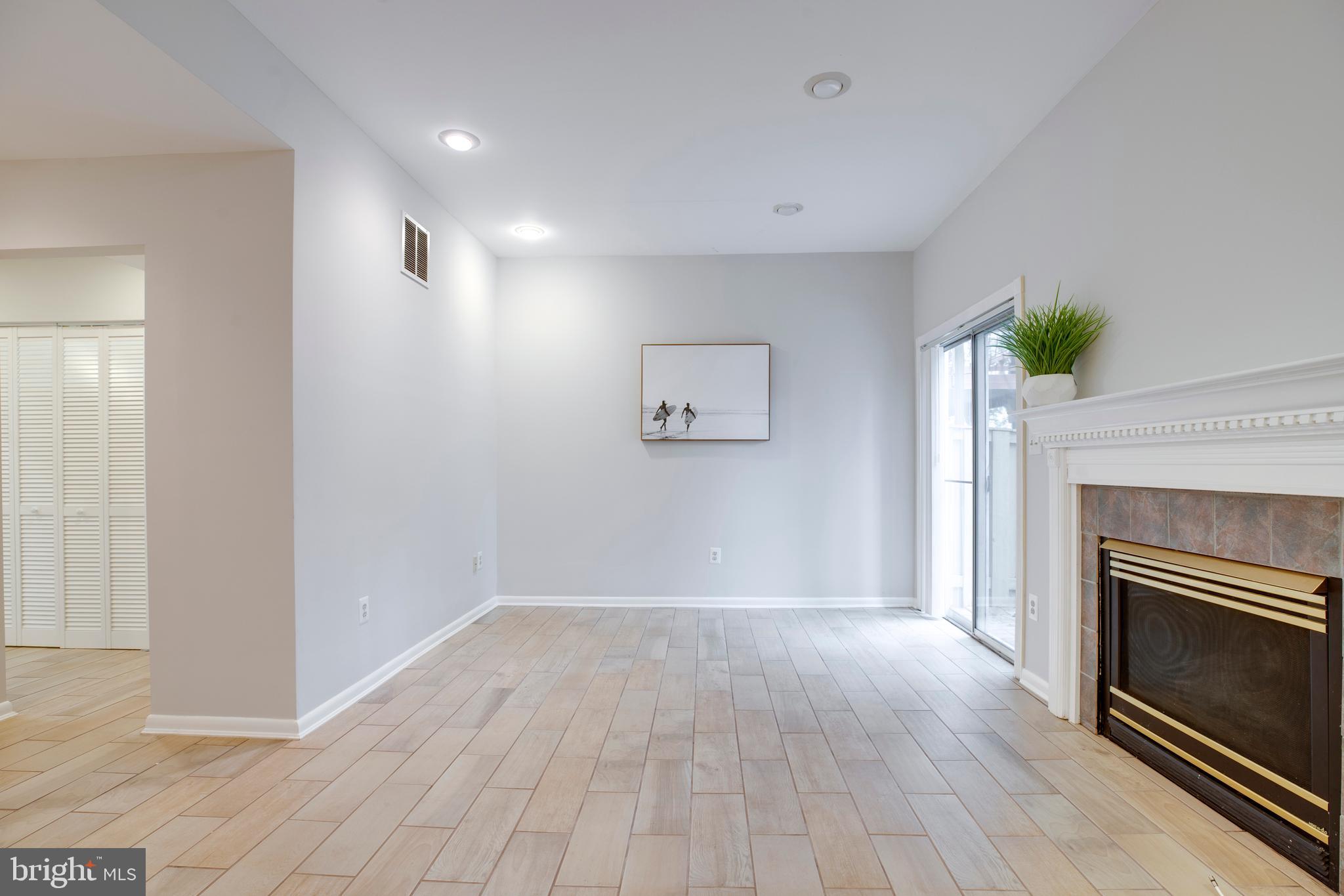 FERNSHIRE FARMS - Residential