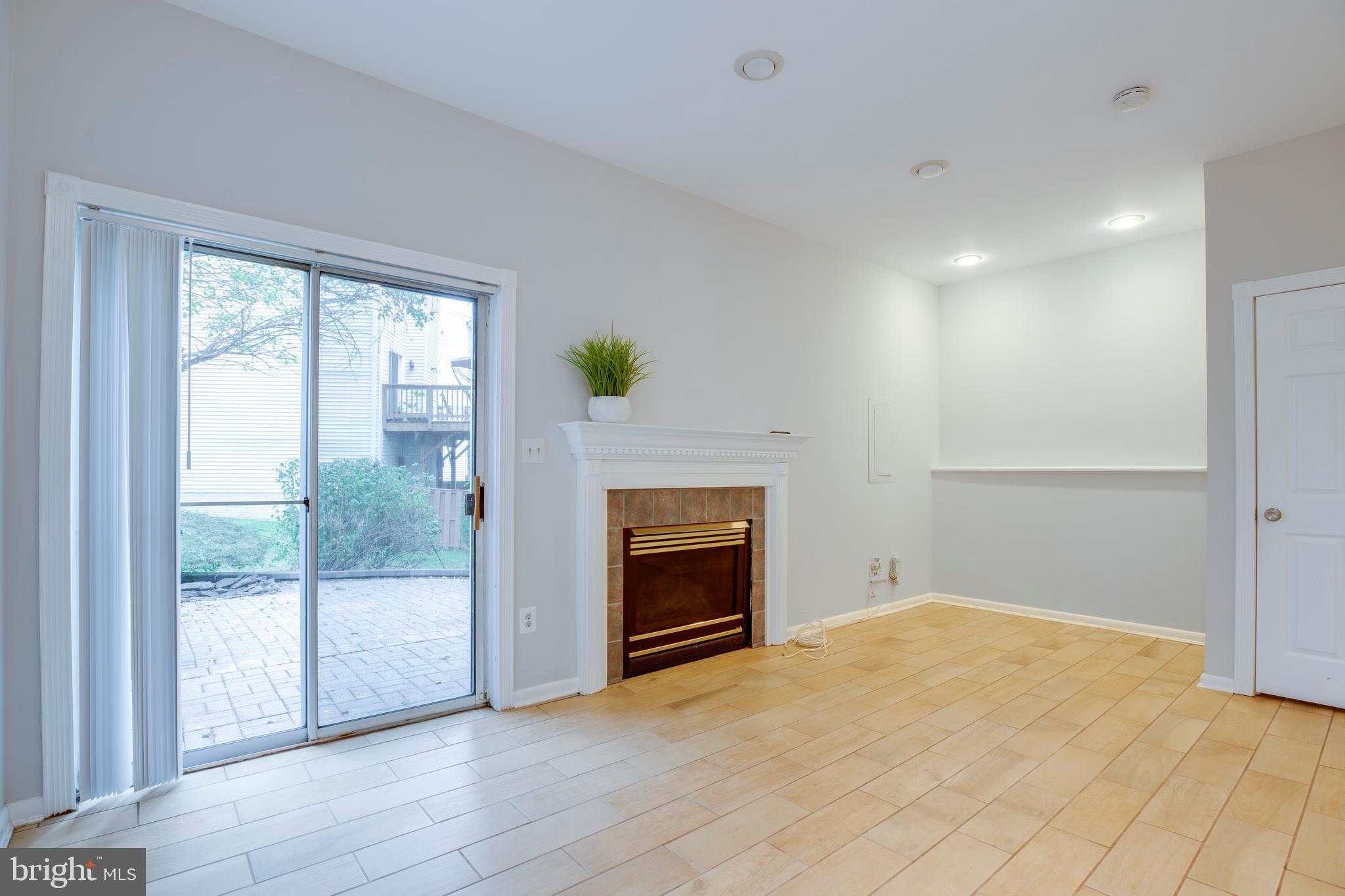 FERNSHIRE FARMS - Residential