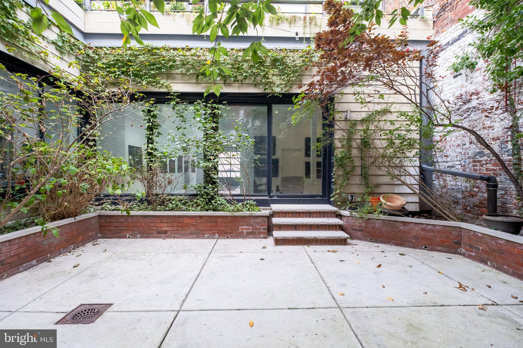 BELLA VISTA - Residential