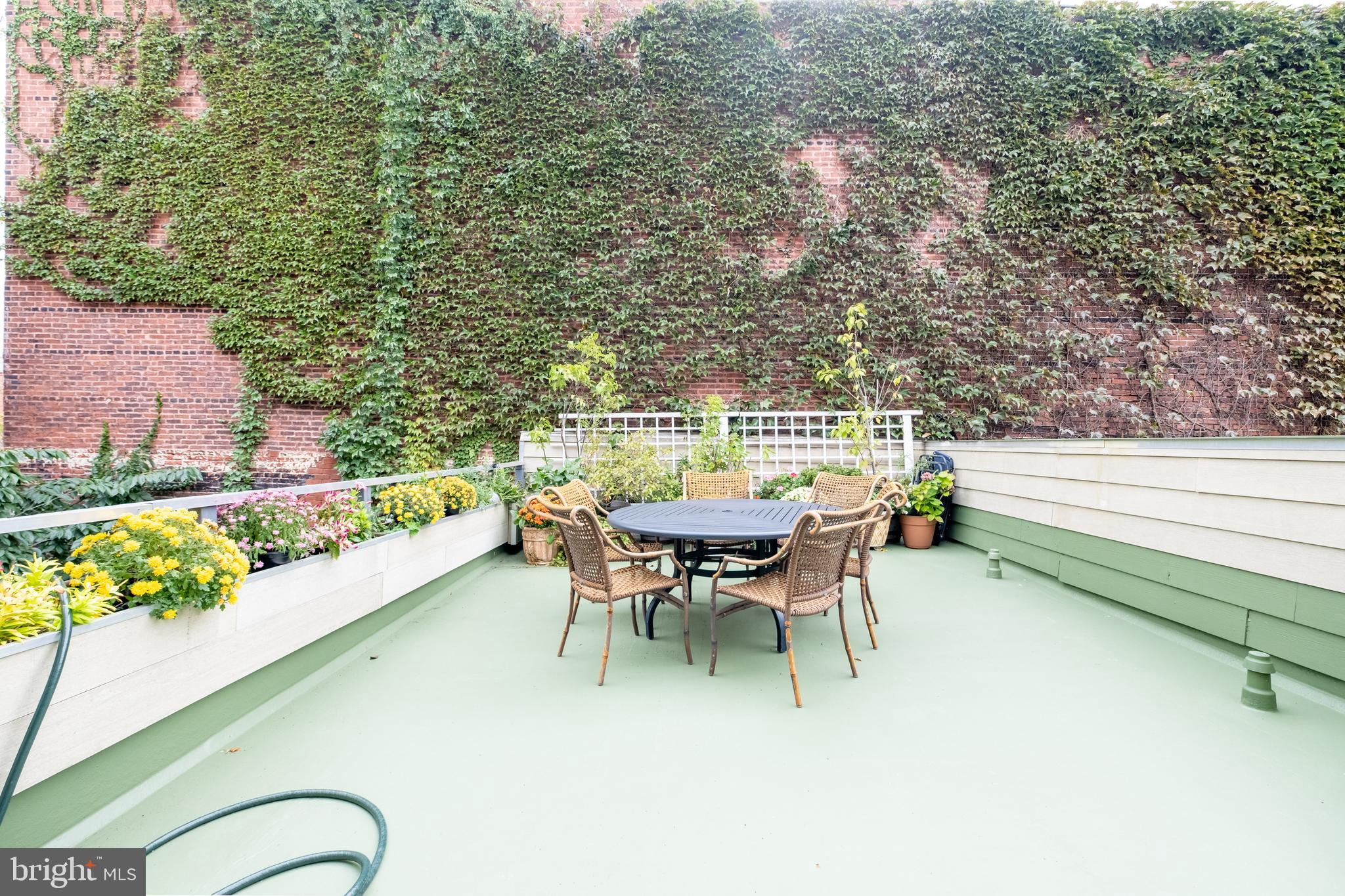 BELLA VISTA - Residential