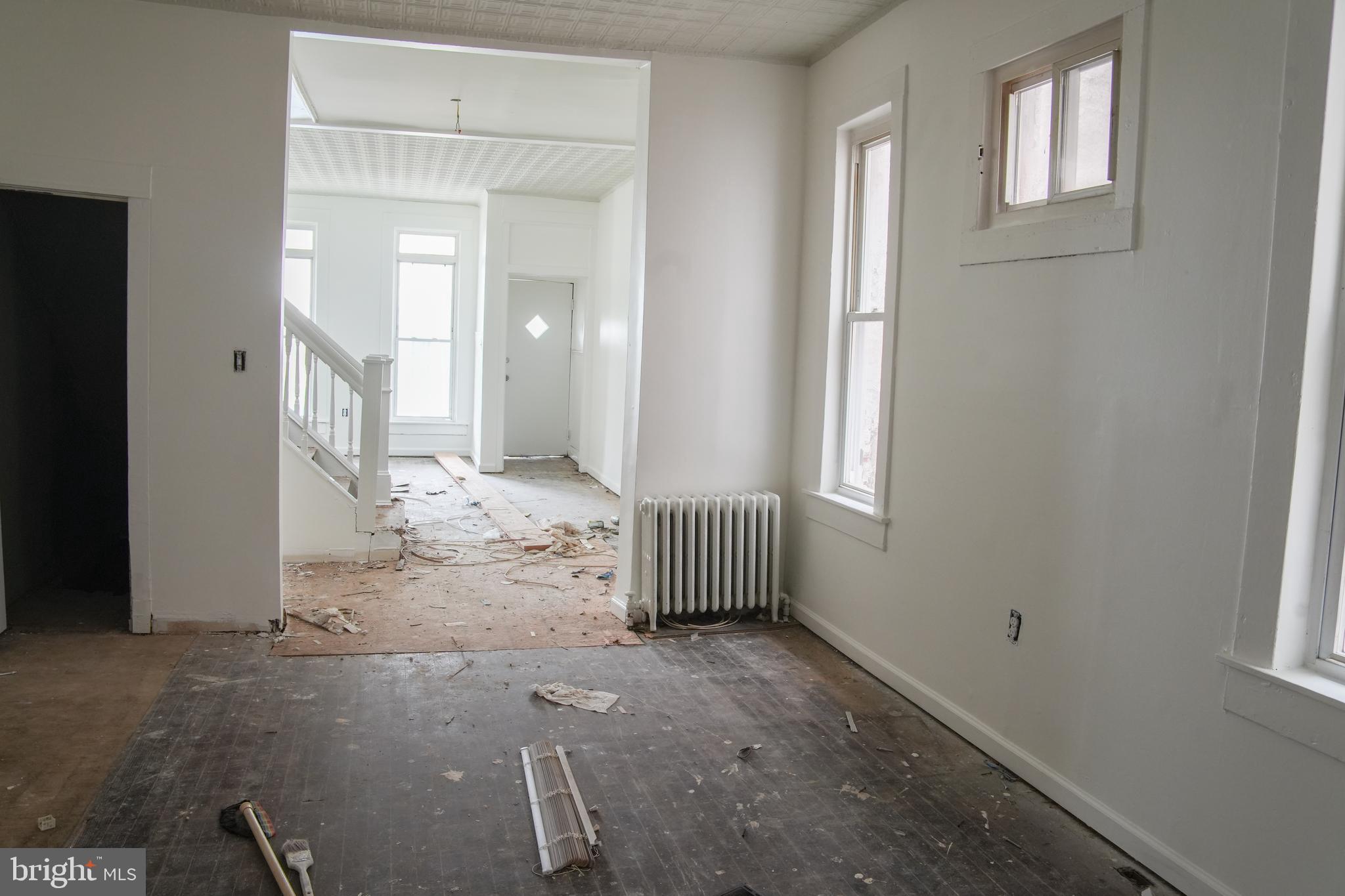 3033 BELMONT AVENUE - Photo 2