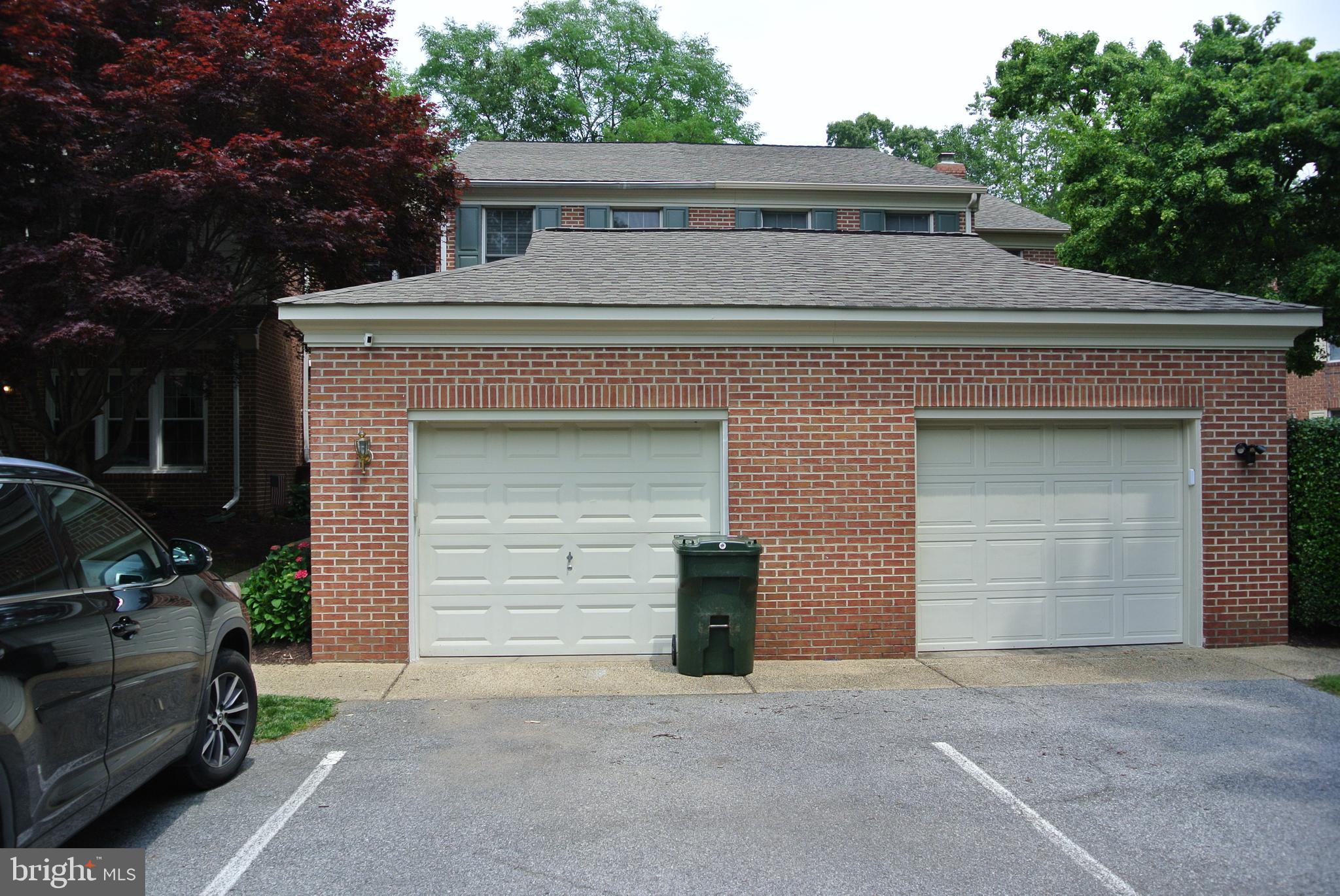 HICKORY ACRES - Residential