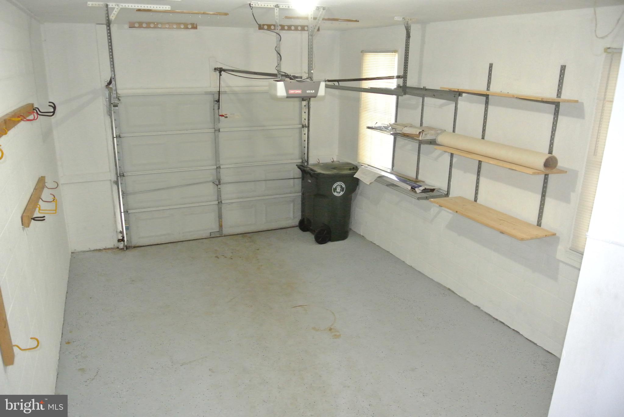 HICKORY ACRES - Residential