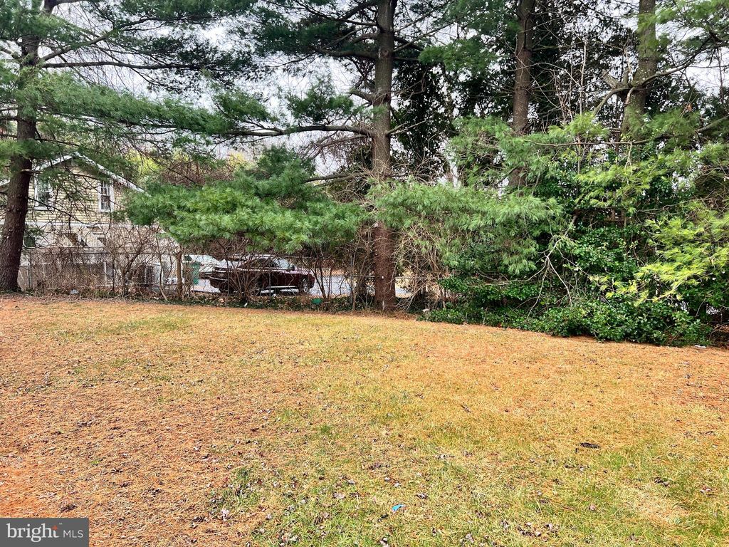 Photo of 737 Timber Lane, LANGHORNE, PA 19047 (MLS # PABU2112094)