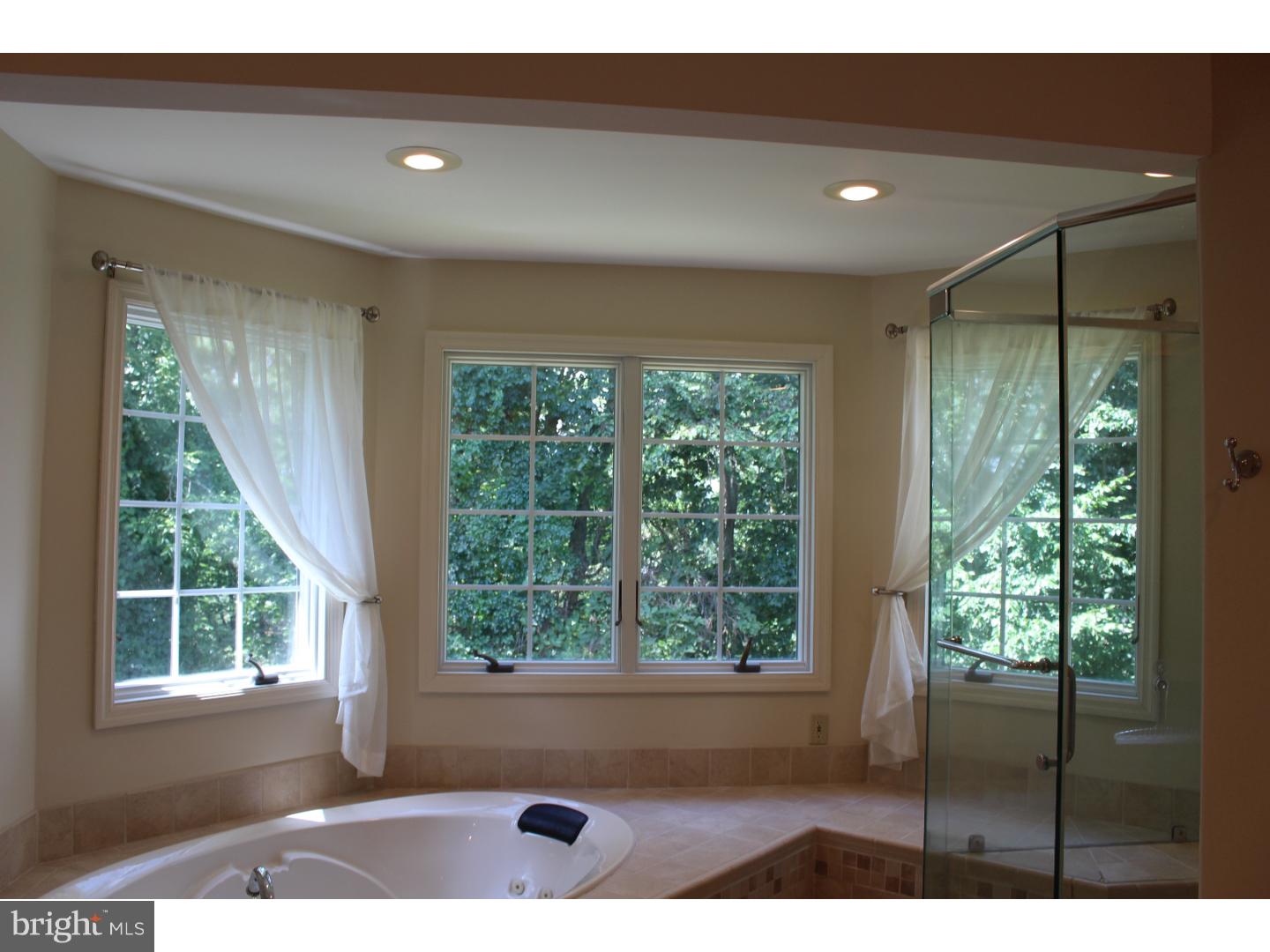 KINSEY HILL - Residential