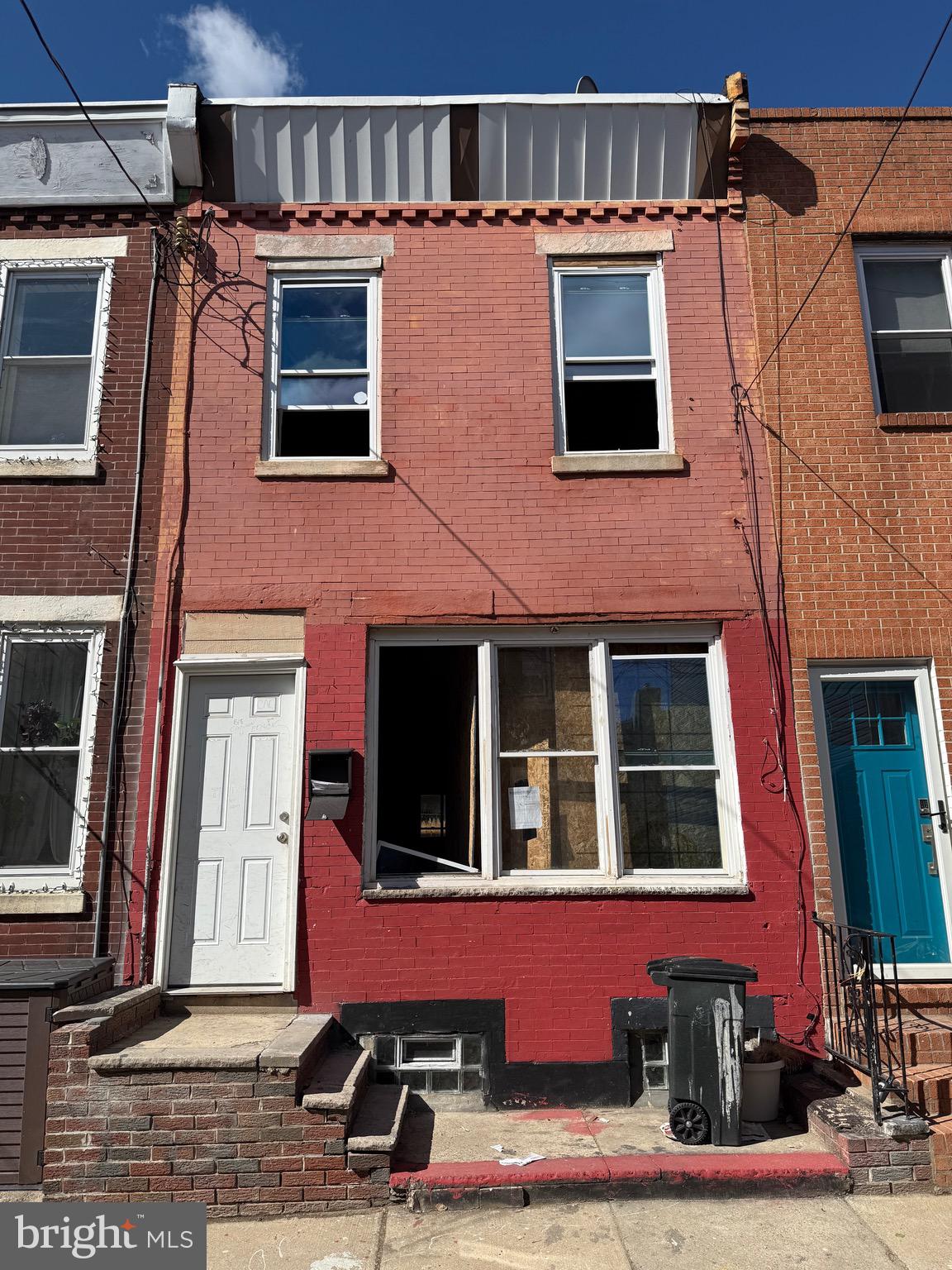 Investor/Builder Opportunity!! This home is Shell-Condition in the Point Breeze section with tons of new and on-going development in the area. Easy to show , schedule away!