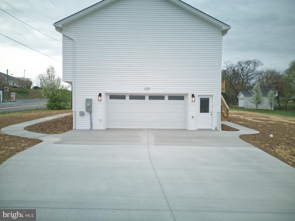 FOREST KNOLLS - Residential