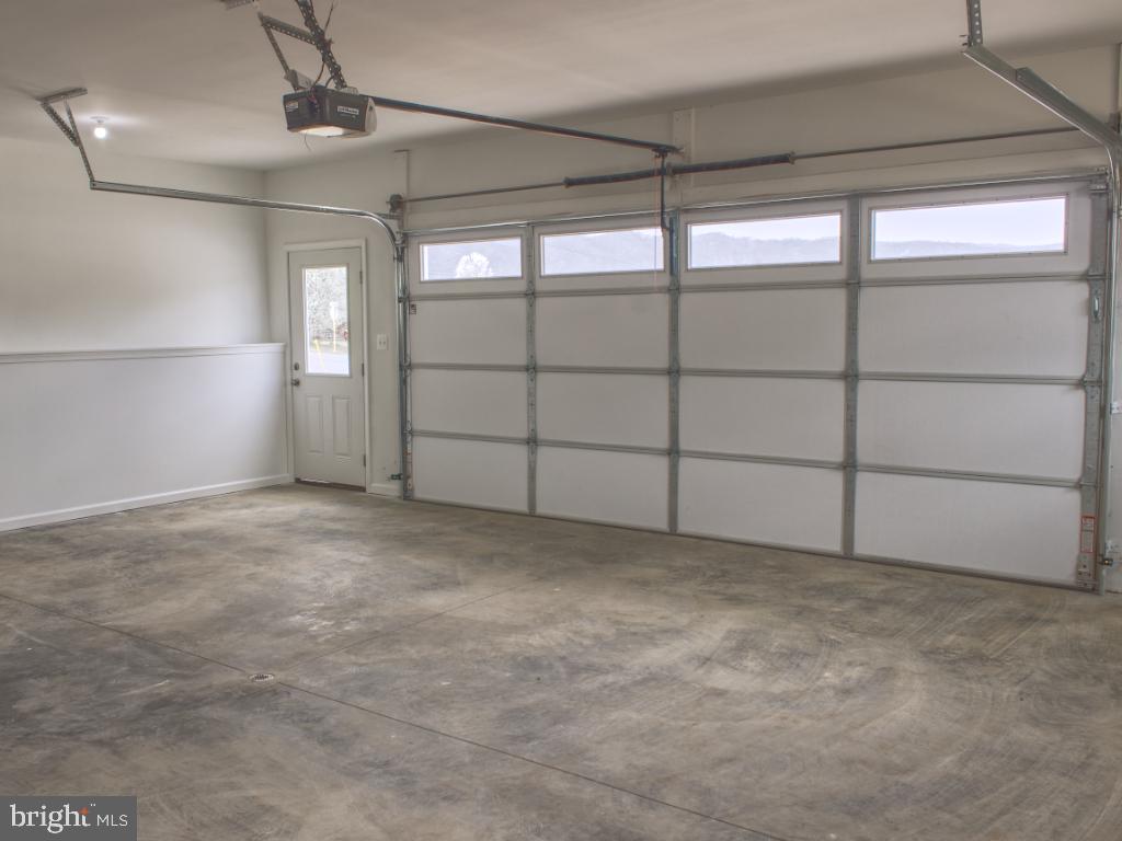 FOREST KNOLLS - Residential