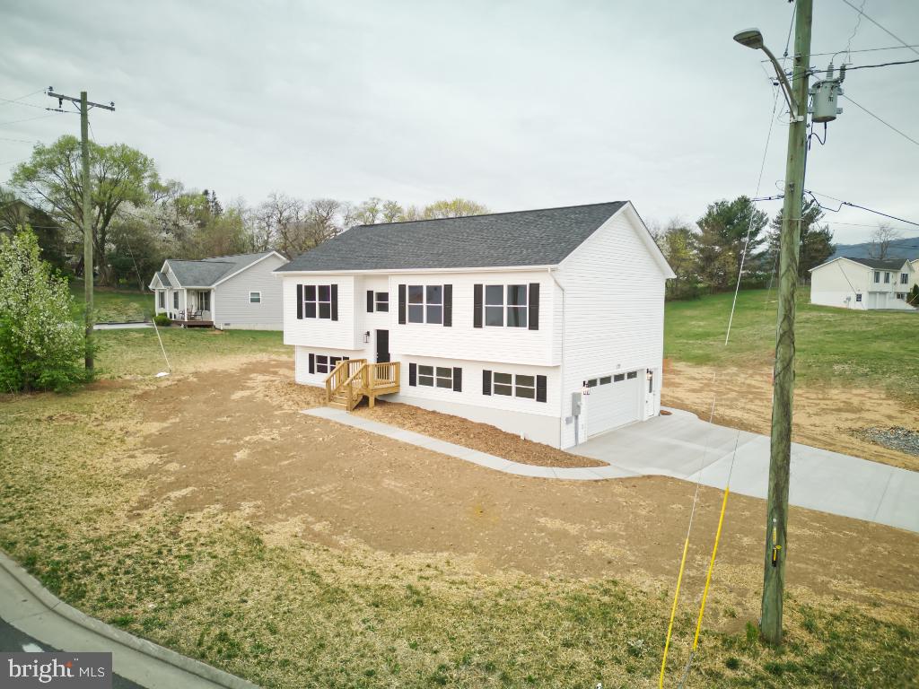 FOREST KNOLLS - Residential