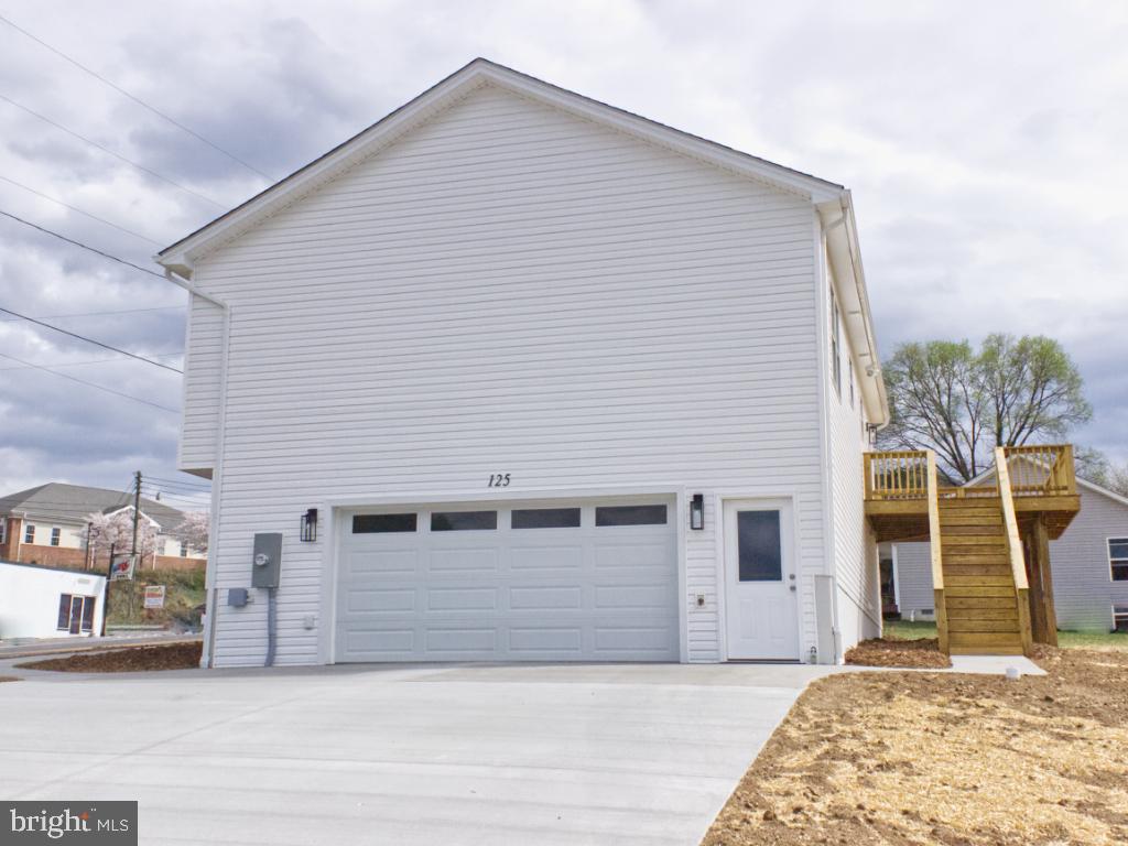 FOREST KNOLLS - Residential