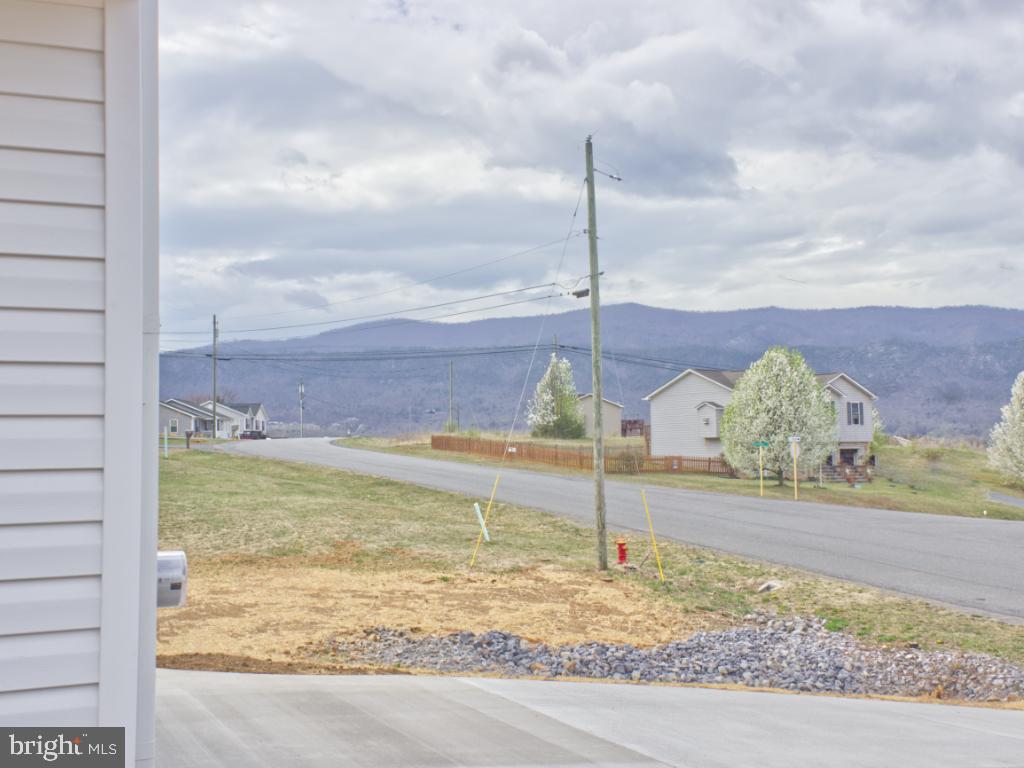 FOREST KNOLLS - Residential