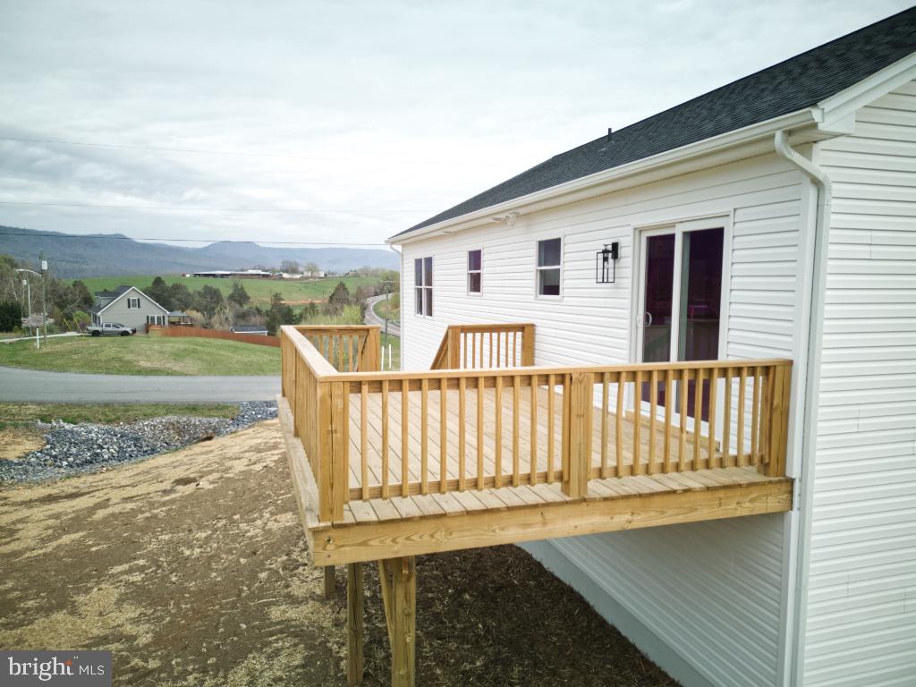 FOREST KNOLLS - Residential